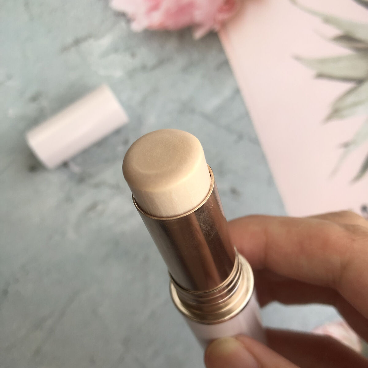 シアーグロウスティック  ハイライト/ミゼルエディ/スティックハイライトを使ったクチコミ（2枚目）