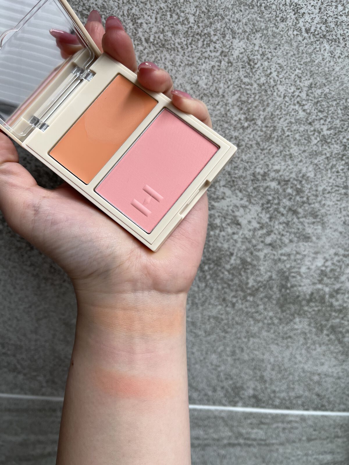 トゥルーディメンションレイヤリングチーク/hince/パウダーチークを使ったクチコミ（3枚目）