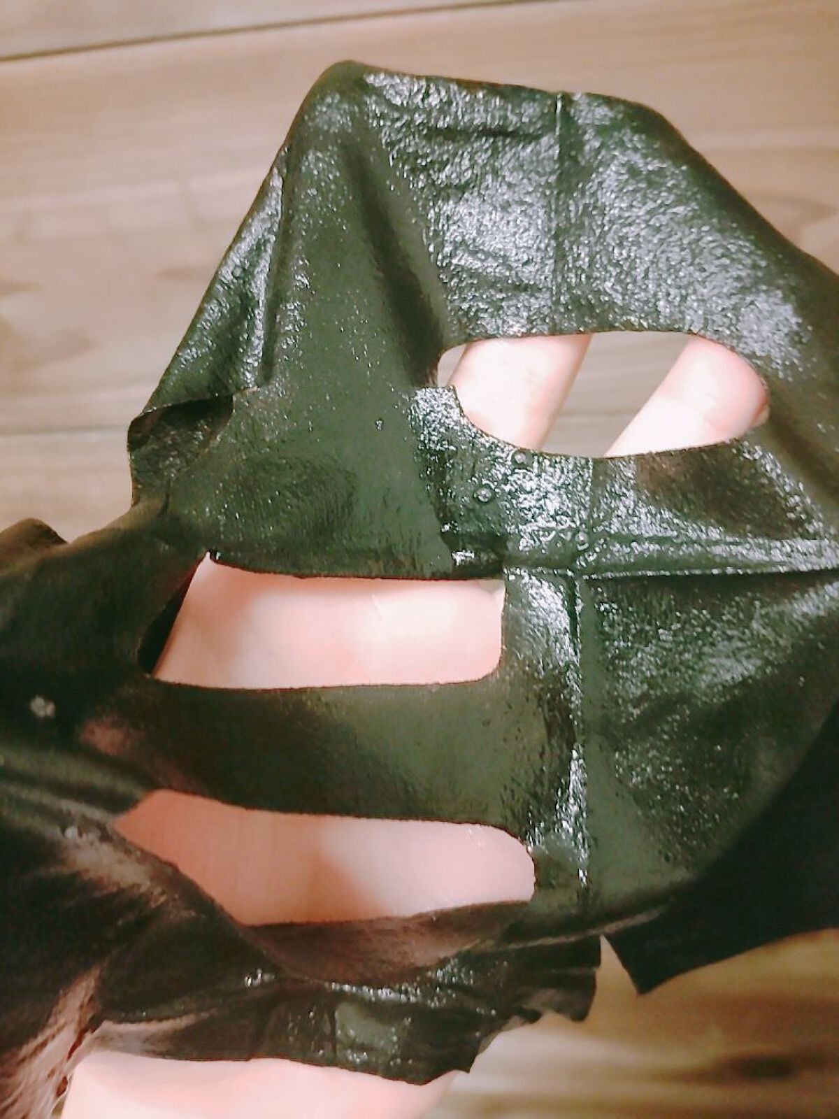 オーシャンブラックアクアセラムマスク/MEDIHEAL/シートマスク・パックを使ったクチコミ(5枚目)