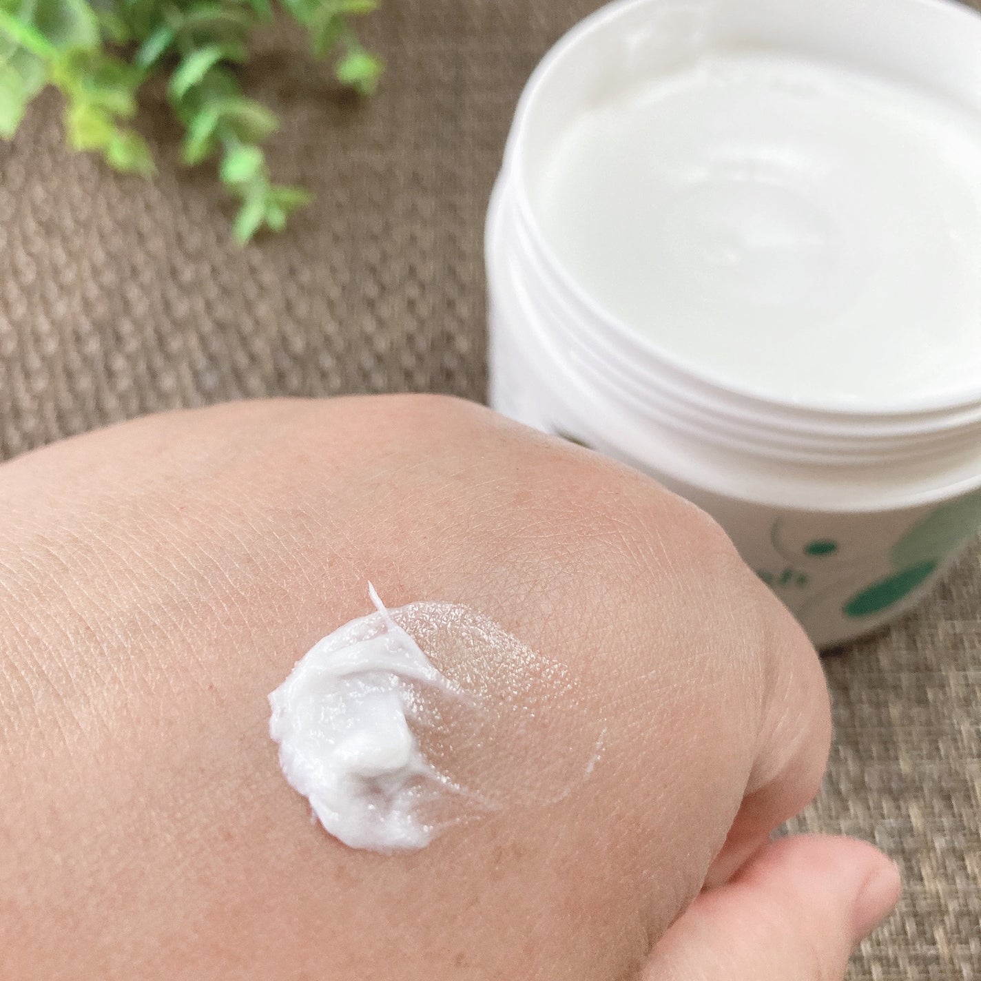 ダヴ クリームボディウォッシュ コンフォートモイスチャー/ダヴ/ボディソープを使ったクチコミ(6枚目)