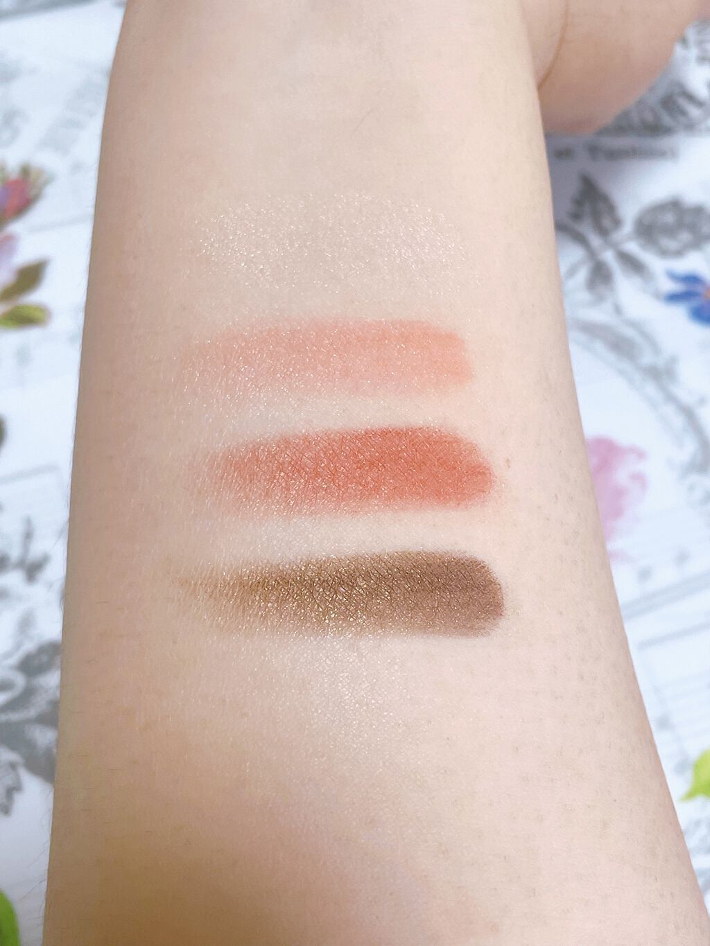 グロッシーリッチ アイズ N/Visée/アイシャドウパレットを使ったクチコミ（2枚目）