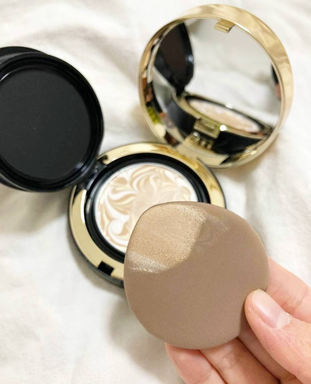 SIGNATURE ESSENCE COVER PACT /AGE20’s/クリーム・エマルジョンファンデーションを使ったクチコミ(4枚目)