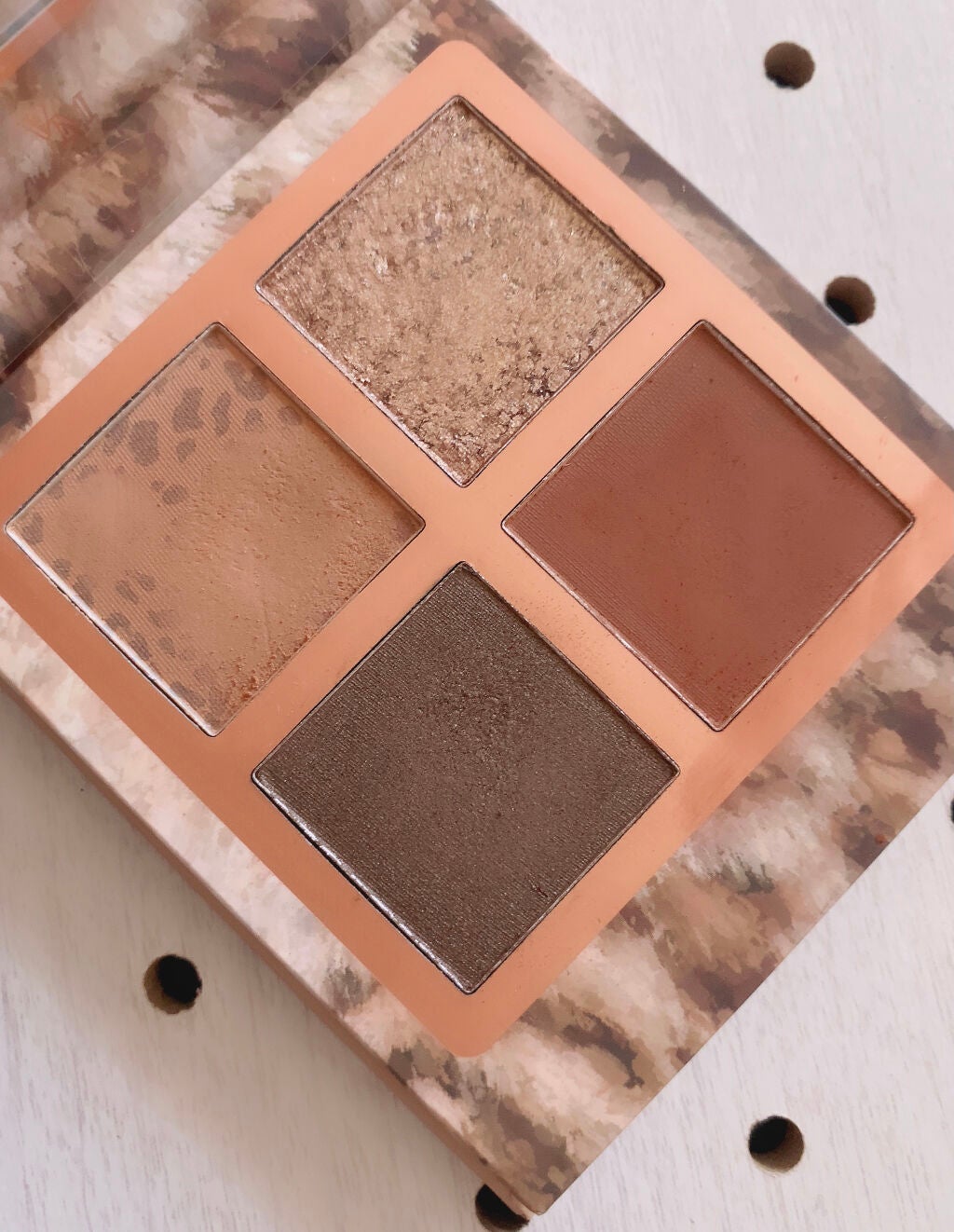 Venus Marble アイシャドウキャットシリーズ/Venus Marble/アイシャドウパレットを使ったクチコミ(2枚目)