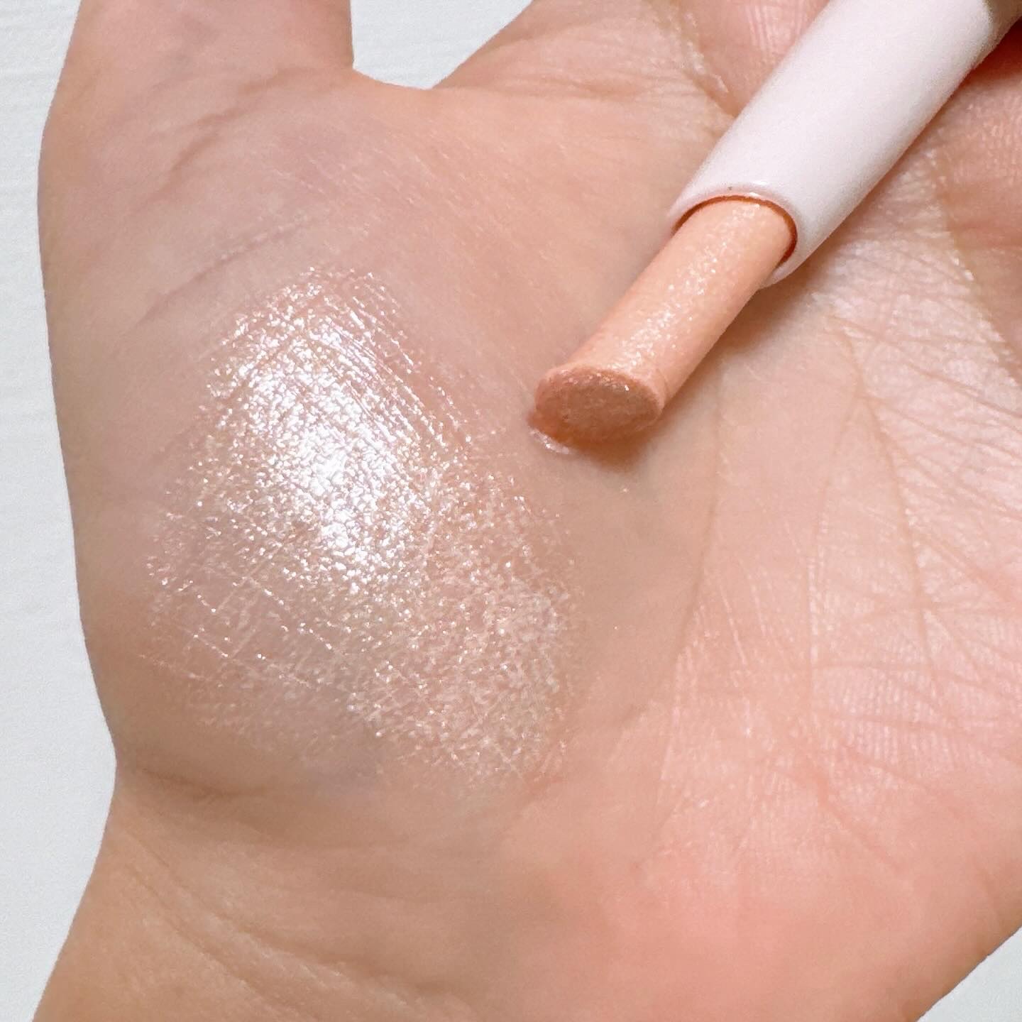 ドド ダイアモンドクラッシュスティック/ドド/スティックアイシャドウを使ったクチコミ（2枚目）