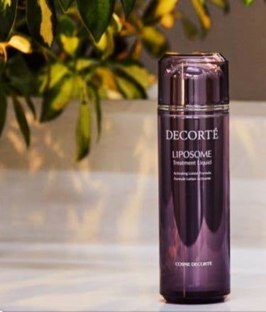 DECORTÉ リポソーム トリートメント リキッドのクチコミ「私にとって化粧水のイメージを覆してくれた化粧水。
きっとそう感じたのは私だけじゃないはず。

.....」（1枚目）