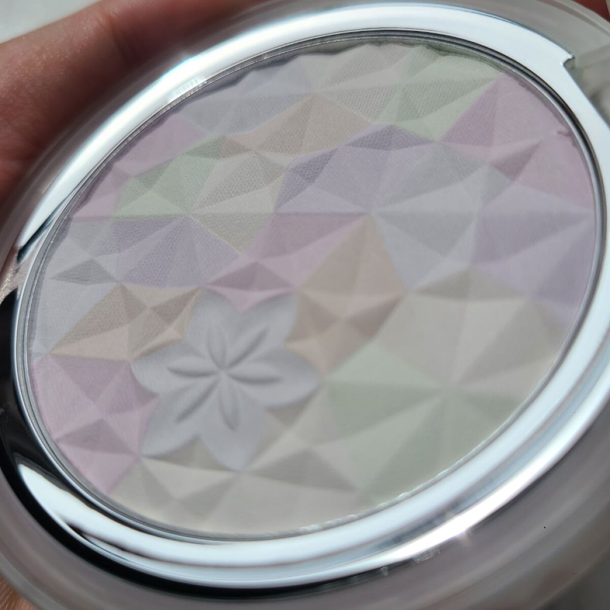 ＡＱ　オーラ リフレクター/DECORTÉ/プレストパウダーを使ったクチコミ（2枚目）