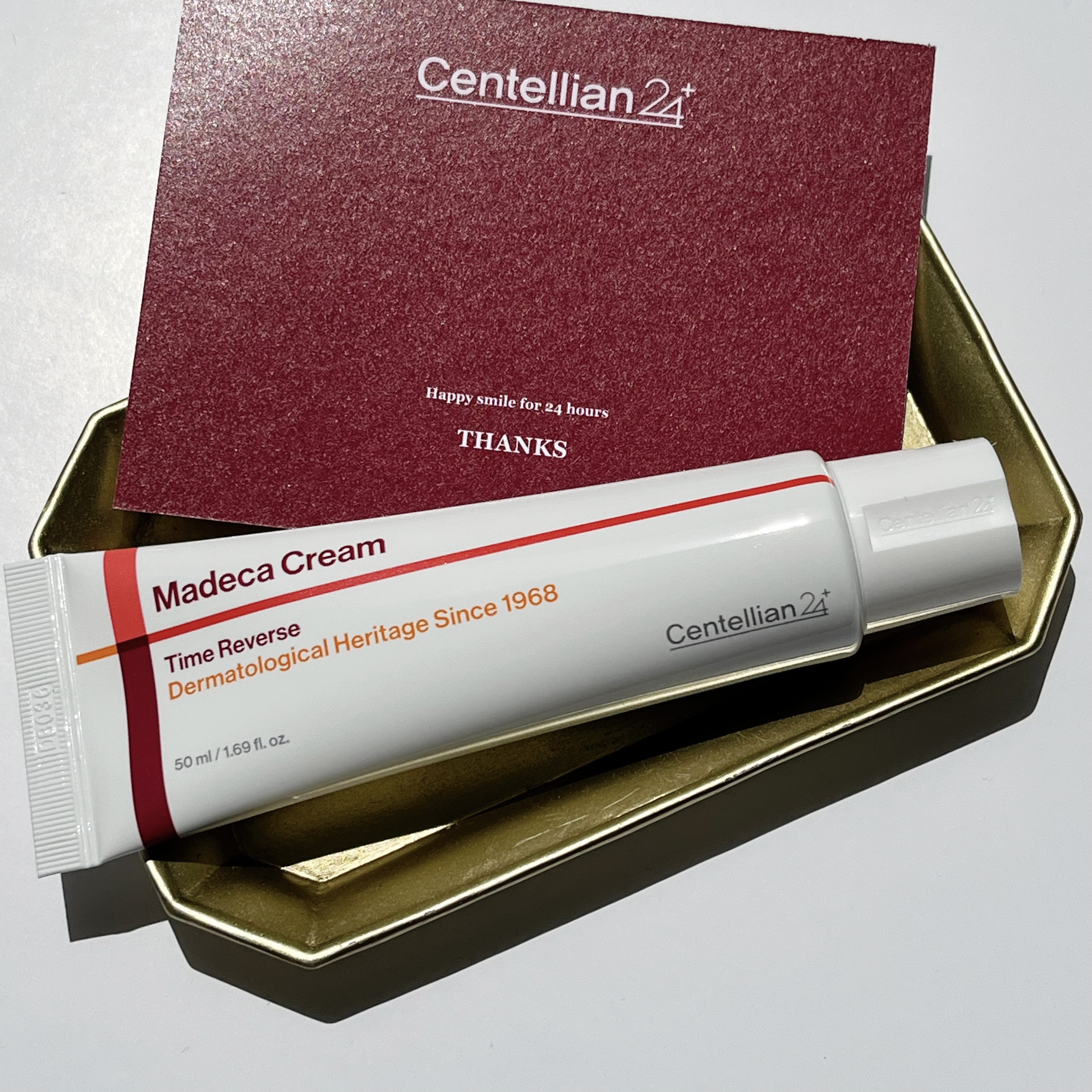 マデカクリームタイムリバース/センテリアン24/フェイスクリームを使ったクチコミ（1枚目）