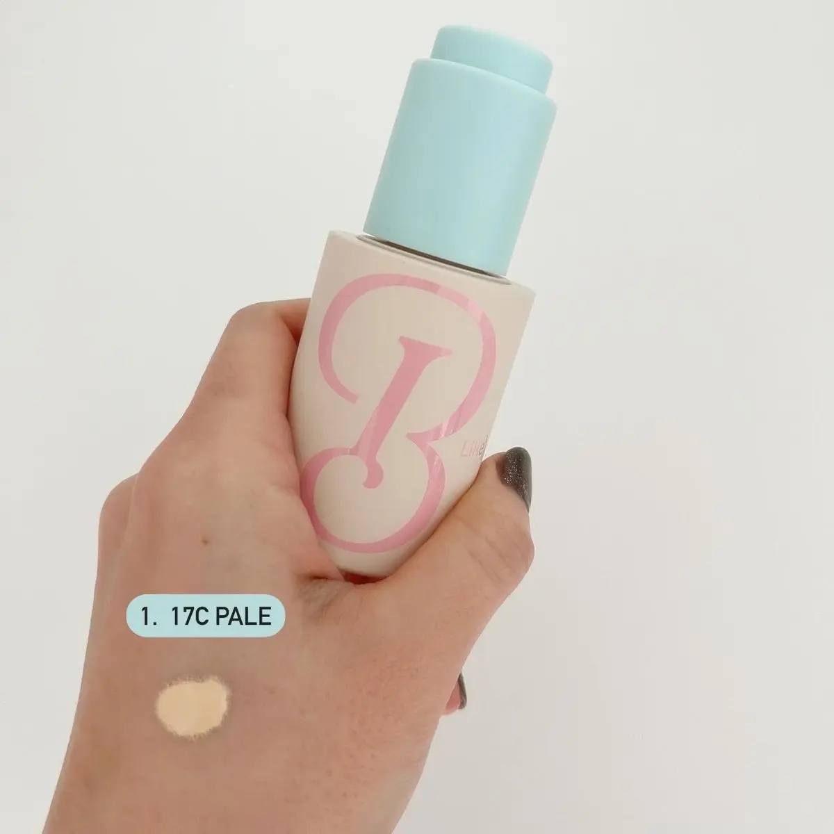 ラディアンスファンデーション/Likebel/リキッドファンデーションを使ったクチコミ（2枚目）