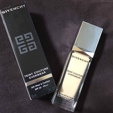 タン・クチュール・エバーウェア・ファンデーション/GIVENCHY/リキッドファンデーションを使ったクチコミ（1枚目）