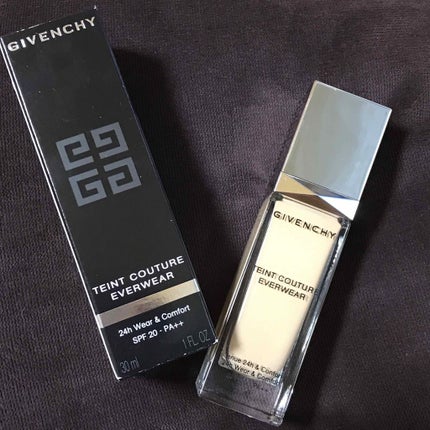 タン・クチュール・エバーウェア・ファンデーション/GIVENCHY/リキッドファンデーションを使ったクチコミ(1枚目)