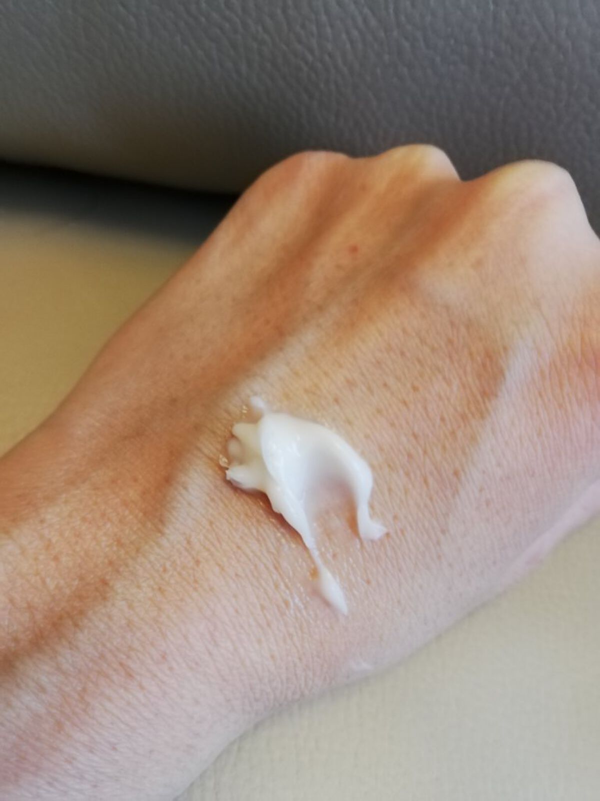 プロバイオダーム リフティング クリーム/BIOHEAL BOH/フェイスクリームを使ったクチコミ(2枚目)