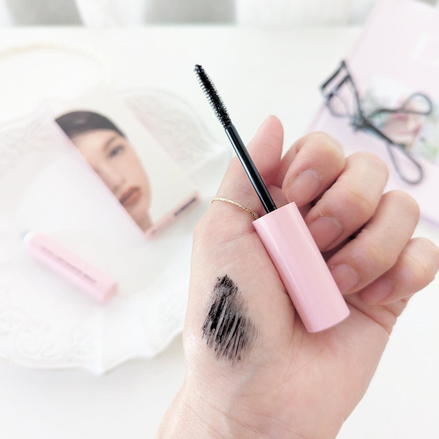 ブラックラッシュブースターセラム/ENTROPY/まつげ美容液を使ったクチコミ(3枚目)