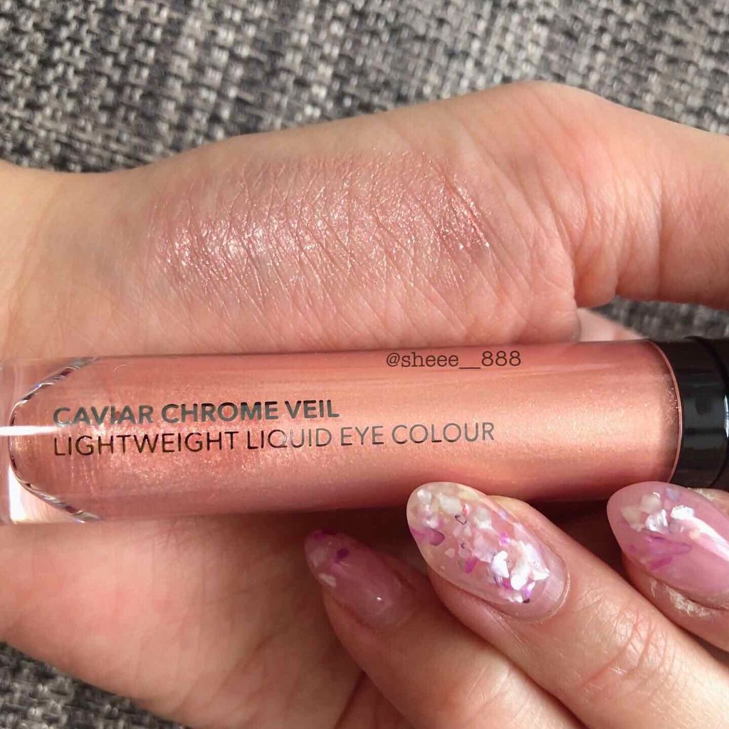 キャビア クローム ヴェイル ライトウェイト リキッド アイカラー 06 オパールセント/ローラ メルシエ/リキッドアイシャドウを使ったクチコミ（1枚目）