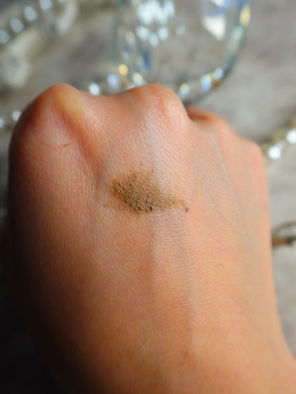 M・A・C アイブロウ ビッグ ブースト ファイバー ジェルのクチコミ「M・A・Cアイブロウ ビッグ ブースト ファイバー ジェル カラーは
フリング
ロングウェ.....」(3枚目)