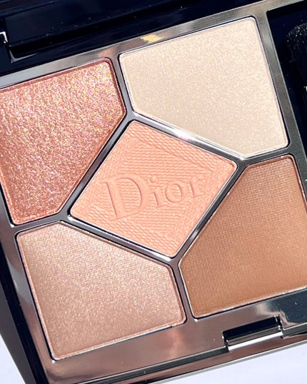 Yurika Ueki on LIPS 「ひとつ前の動画の静止画でのつけ方や色のスウォッチです💓𝐃𝐢𝐨𝐫..」(7枚目)