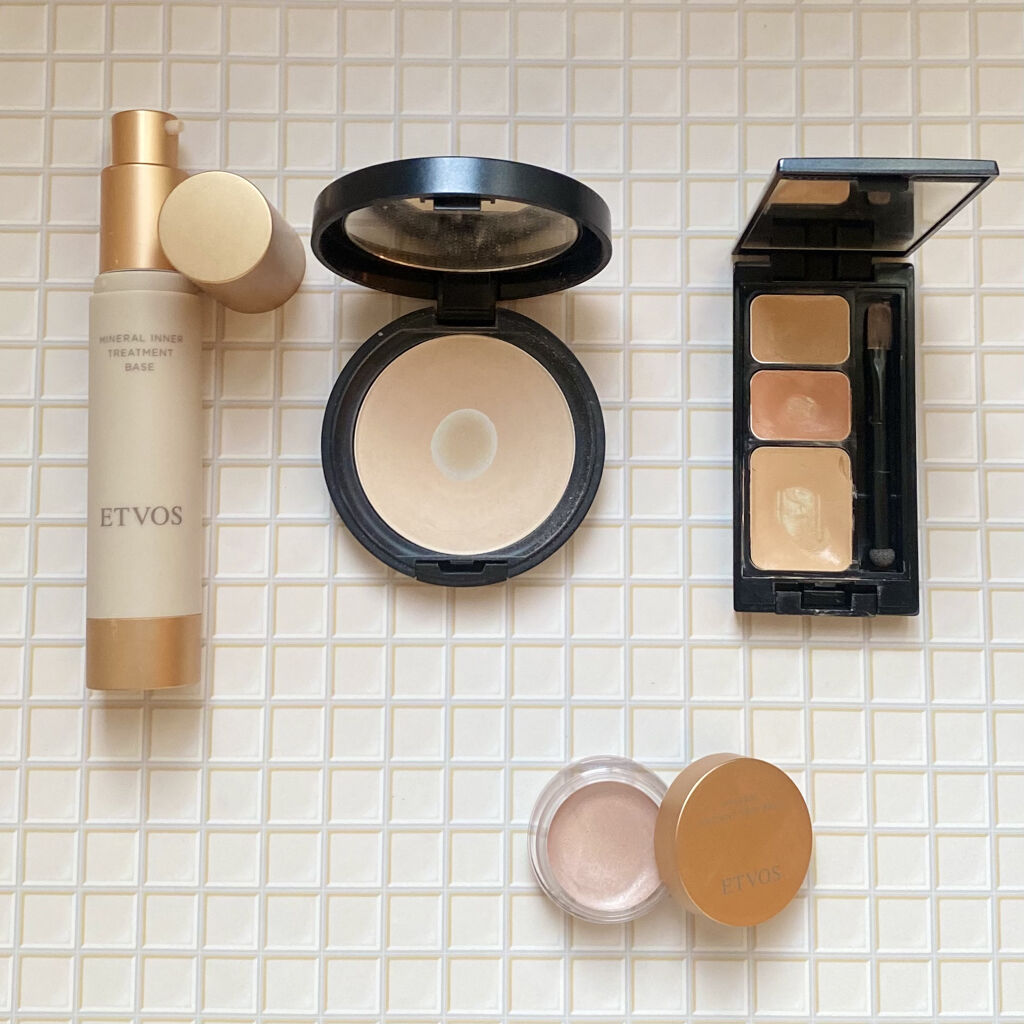 ミネラルシルキーベール/エトヴォス/プレストパウダーを使ったクチコミ（1枚目）