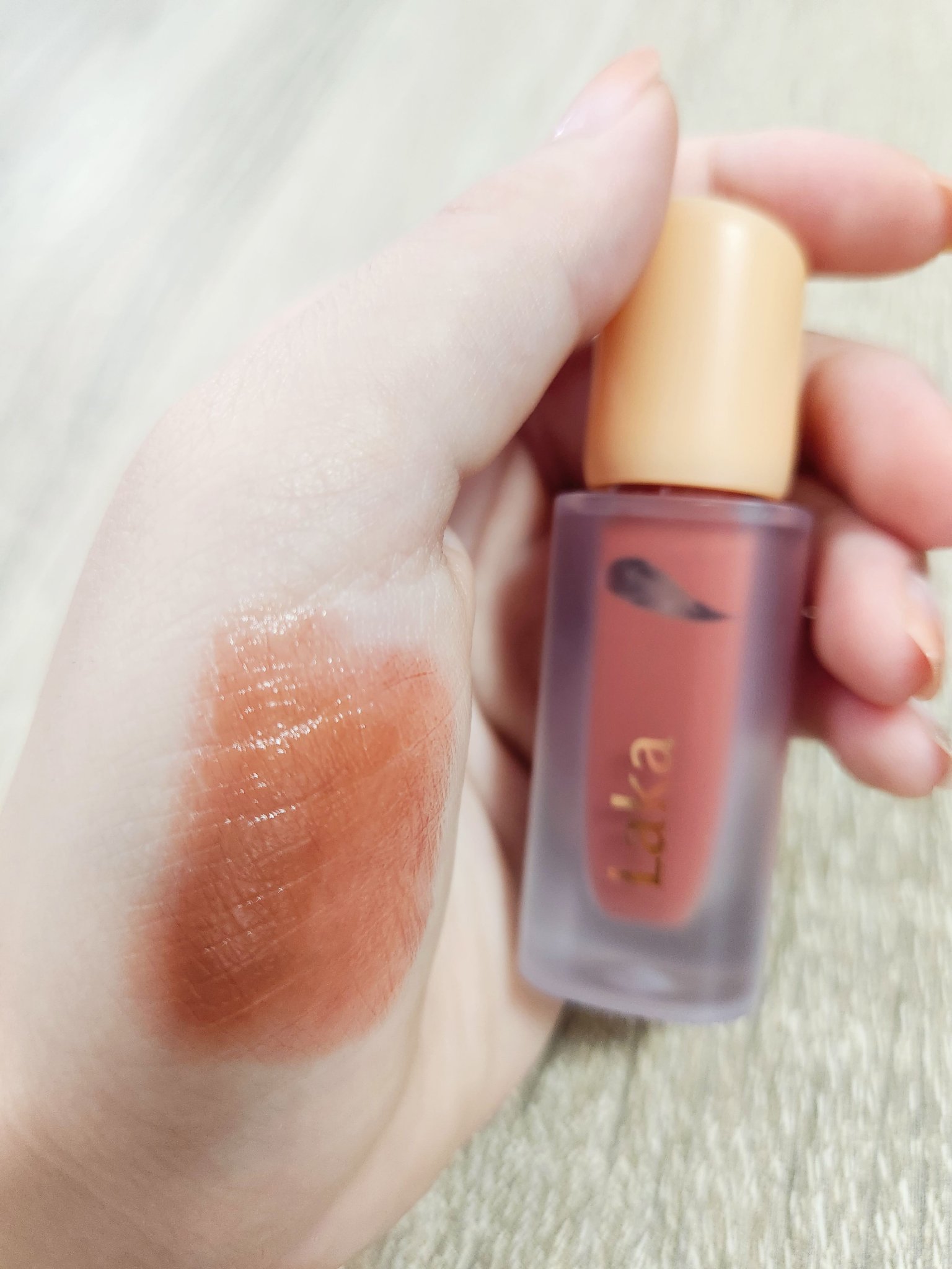 フルーティーグラムティント 117 ゼタ/Laka/リップティントを使ったクチコミ（2枚目）