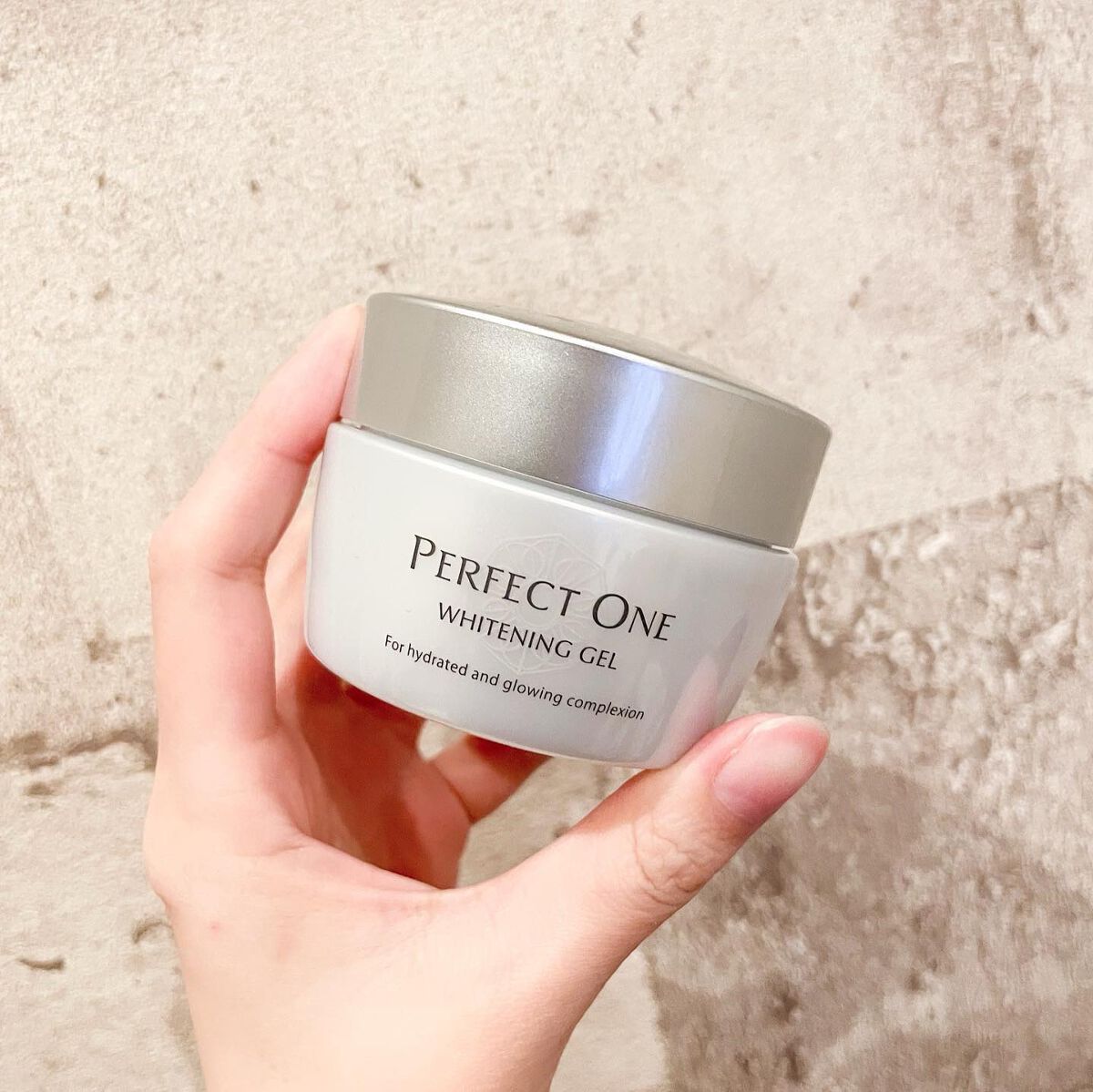 パーフェクトワン 薬用ホワイトニングジェル/パーフェクトワン/オールインワン化粧品を使ったクチコミ(7枚目)