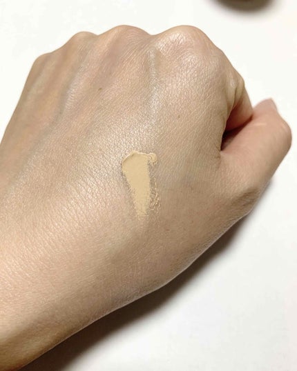 COVERMARK <ジャスミーカラー>エッセンスファンデーションのクチコミ「COVERMARK カバーマーク <ジャスミーカラー>エッセンスファンデーション
BN10
.....」(3枚目)