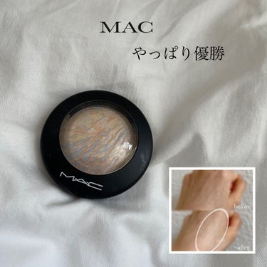 macやっぱり優秀すぎる🫧

M・A・C
ミネラライズ スキンフィニッシュ: ライトスカペード


macのハイライトって言ったらもう皆さん知ってるかと思うのですがやっぱり優勝でした。
2枚目は指で軽く