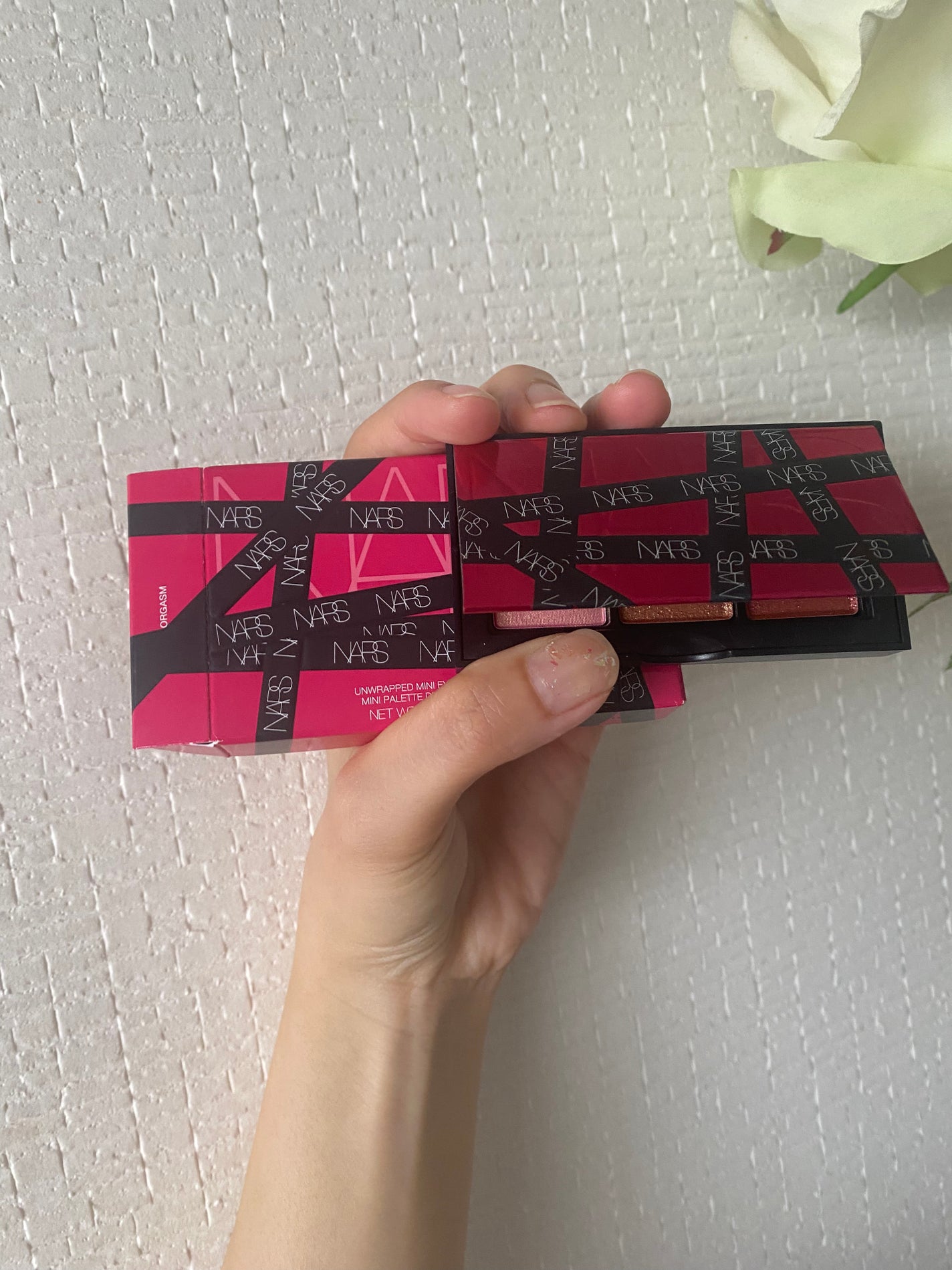 アンラップド ミニアイシャドーパレット ORGASM /NARS/アイシャドウパレットを使ったクチコミ(3枚目)