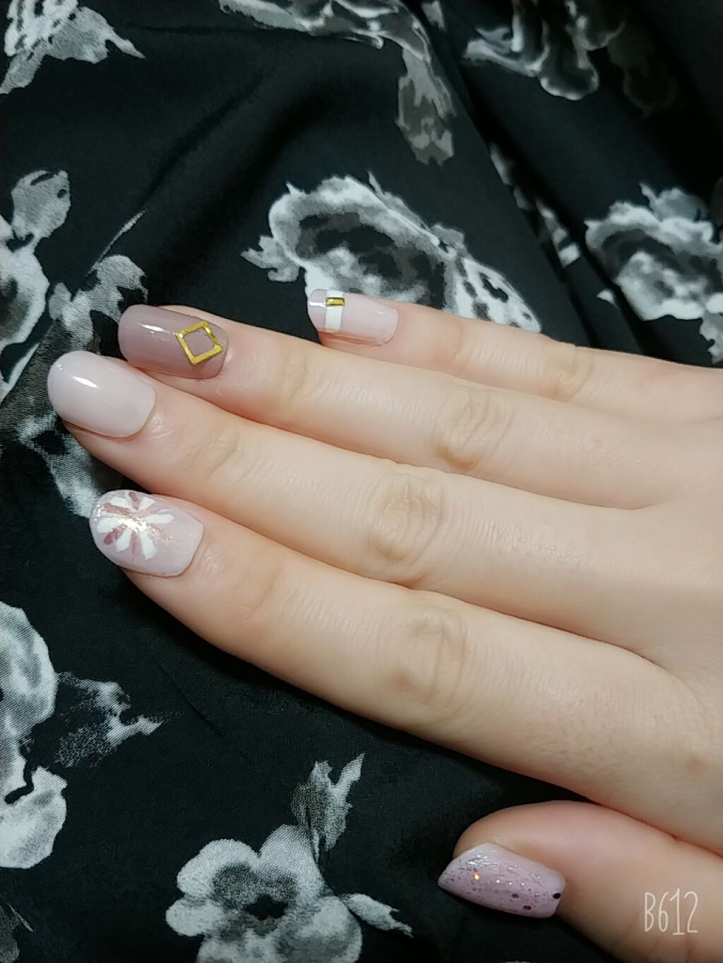 ネイル接着両面テープ/DAISO/ネイル用品を使ったクチコミ（3枚目）