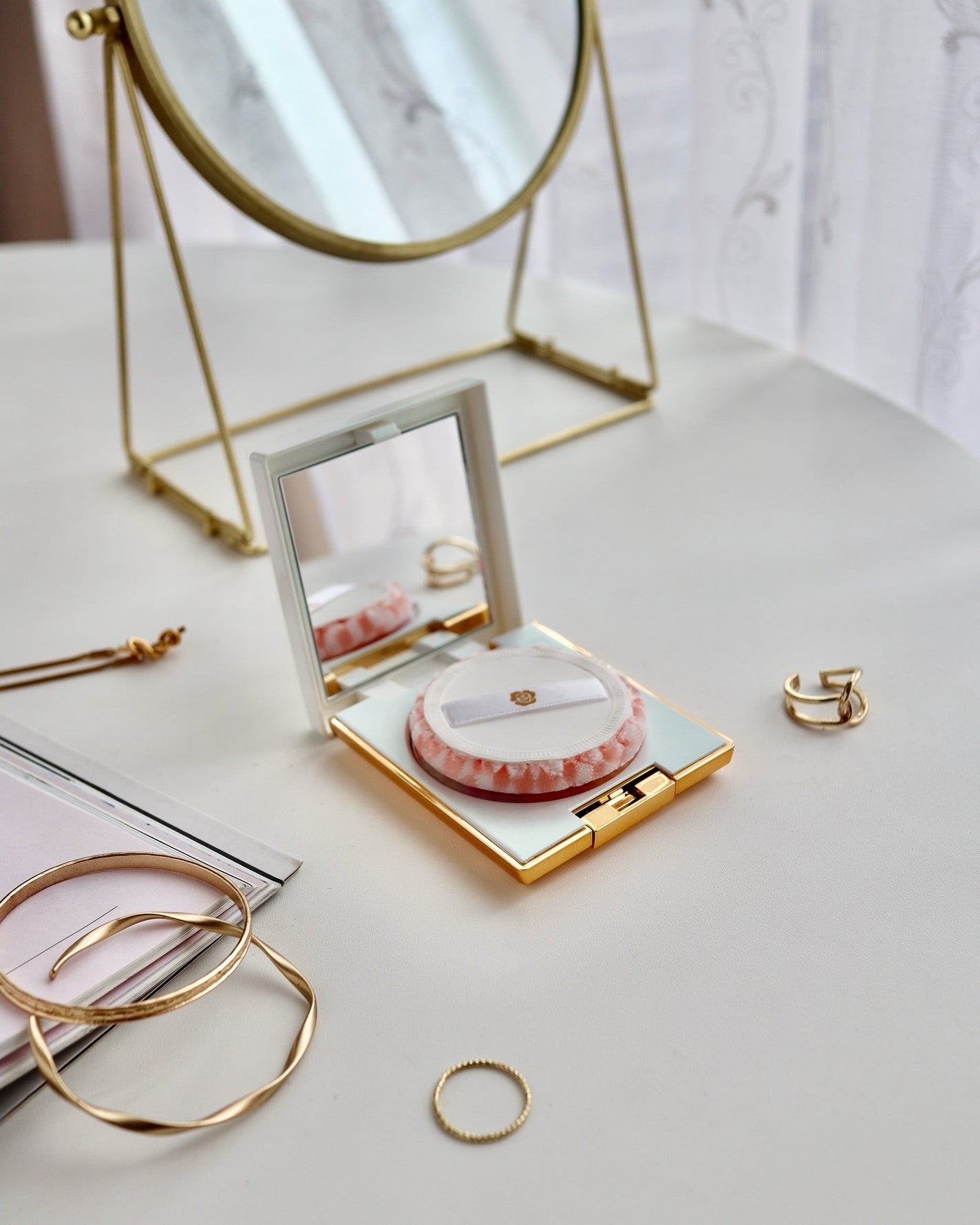 ステファニー サンブロック ルーセントパウダー Ⅲ/ステファニー/プレストパウダーを使ったクチコミ(2枚目)