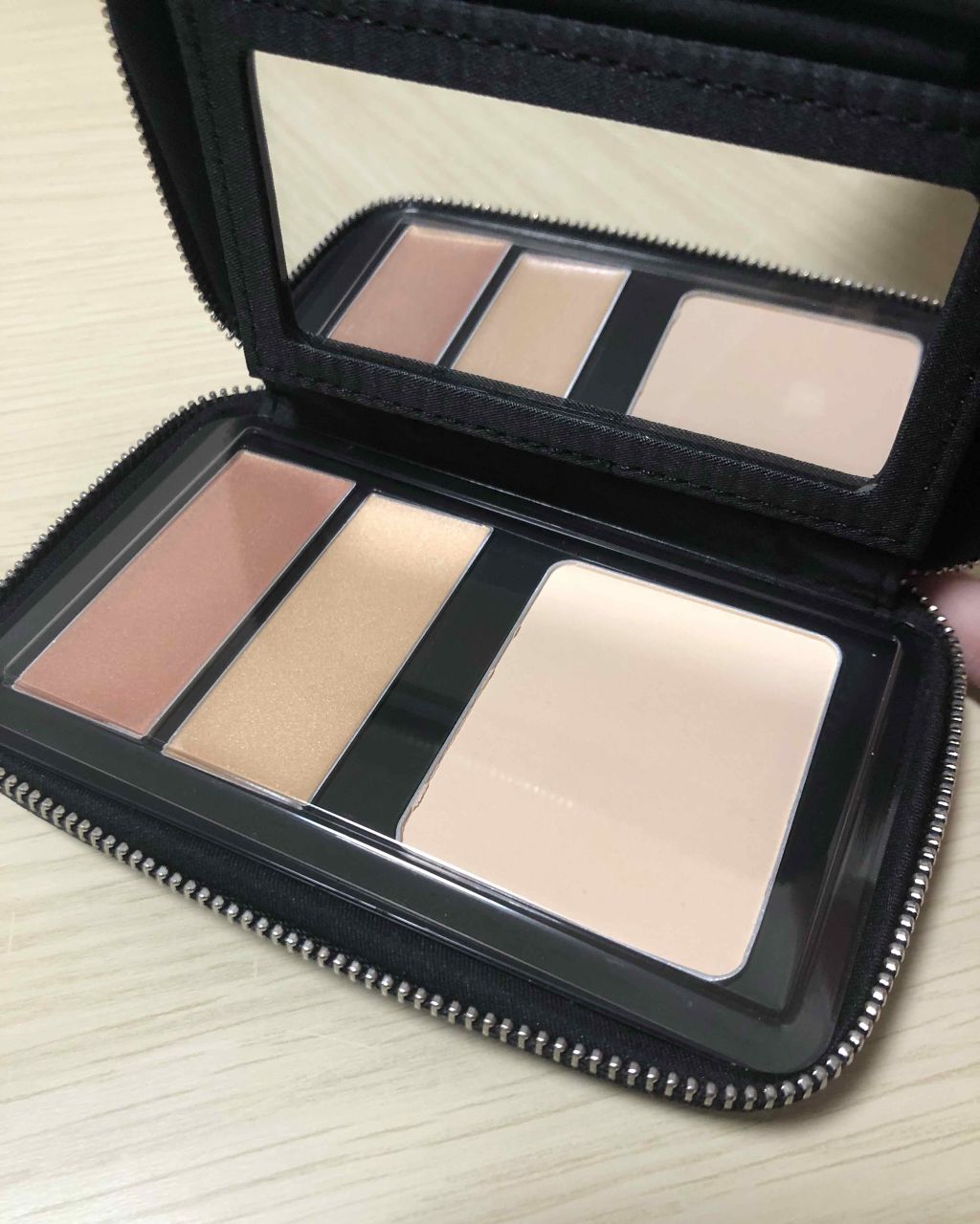 THREE シマリング グロー デュオ/THREE/クリームハイライトを使ったクチコミ（2枚目）