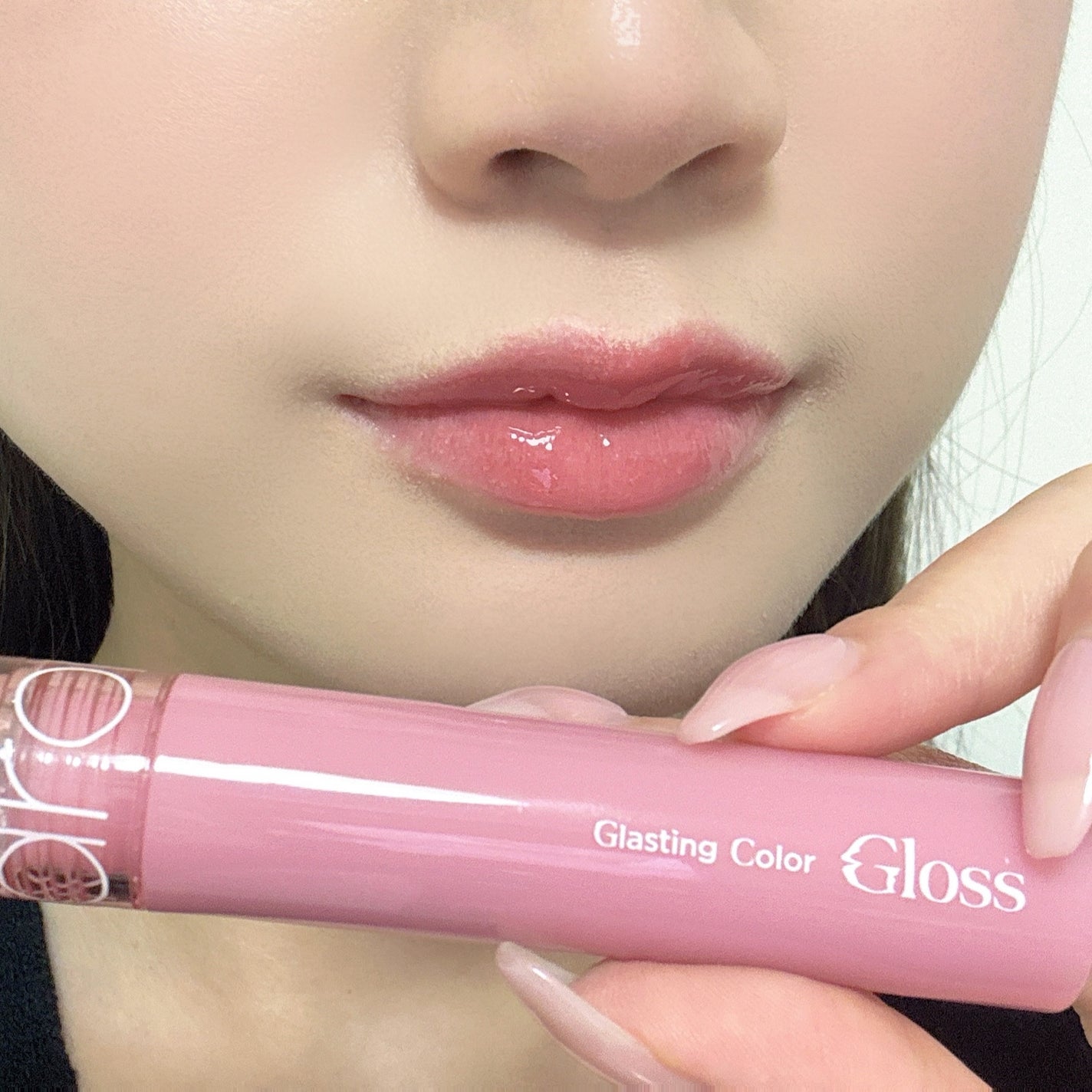 グラスティングカラーグロス/rom&nd/リップグロスを使ったクチコミ(4枚目)