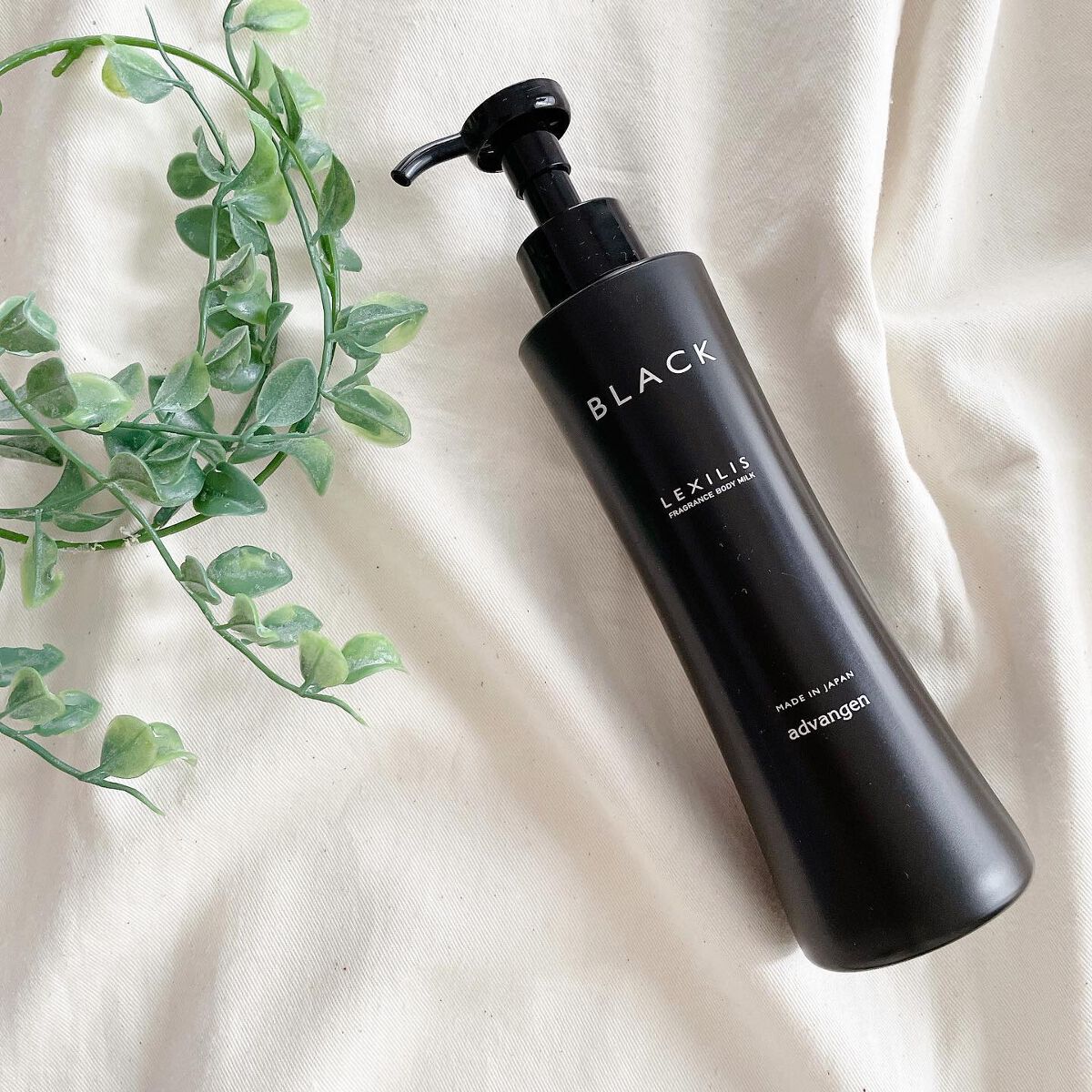 ブラック フレグランス ボディミルク/LEXILIS/ボディミルクを使ったクチコミ（1枚目）