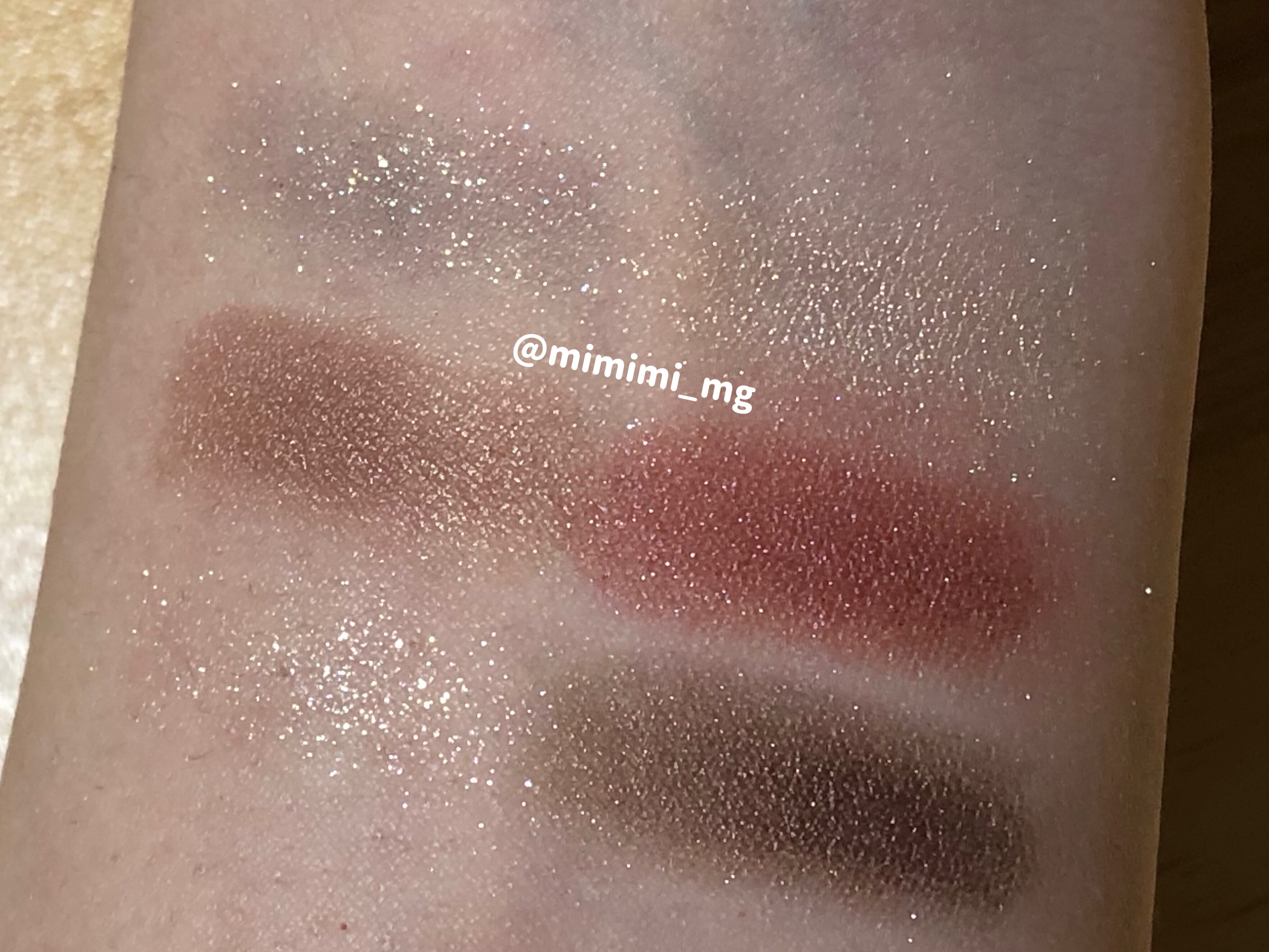 絵画アイシャドウパレット 09 花咲くアーモンドの木の枝/MilleFée/アイシャドウパレットを使ったクチコミ（3枚目）