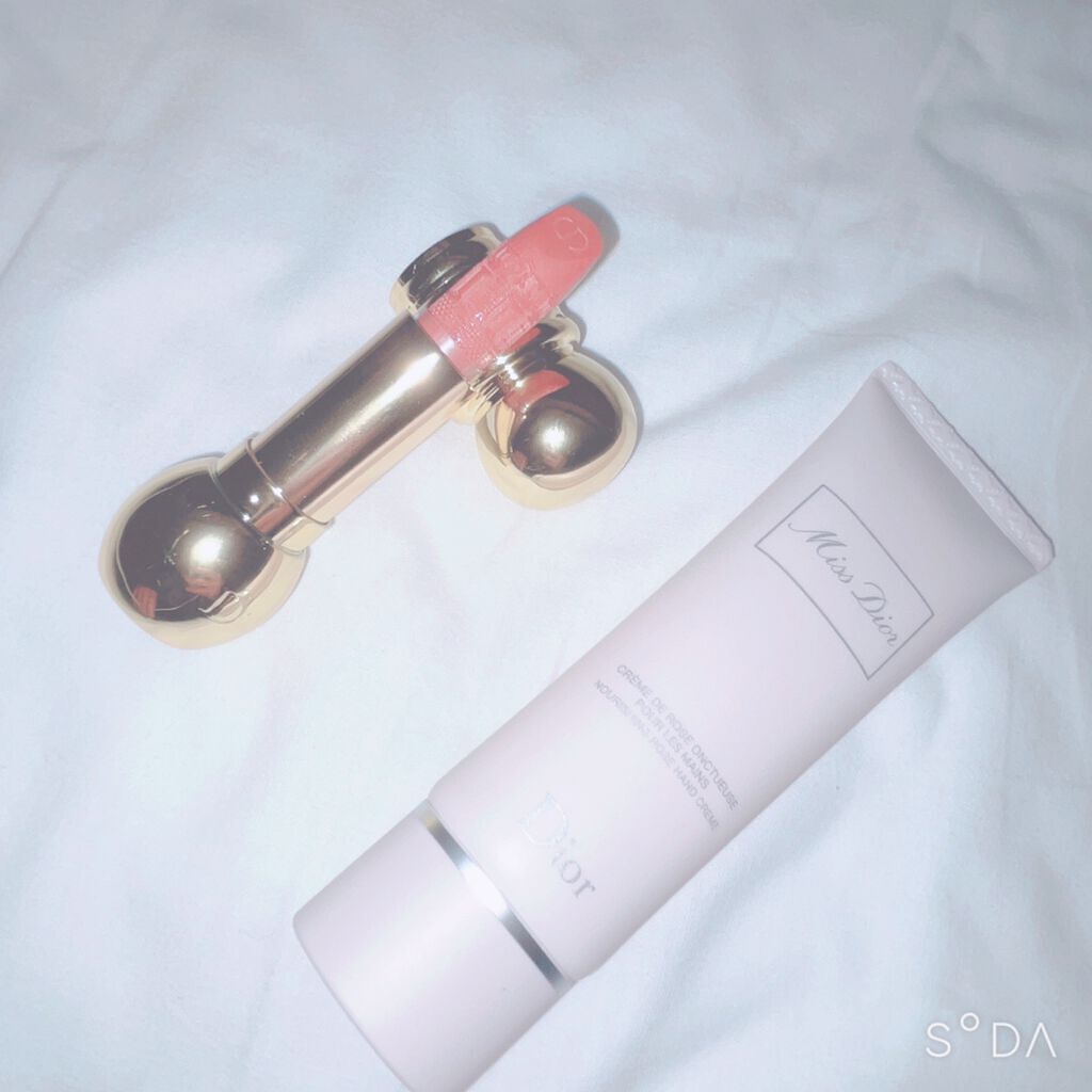 ルージュ ディオリフィック 〈アトリエ オブ ドリームズ〉 074 ローズ ディヴェール サテン（生産終了）/Dior/口紅を使ったクチコミ（2枚目）