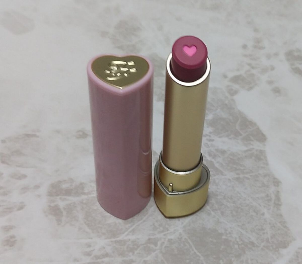 トゥー フェム ハート コア リップスティック/Too Faced/口紅を使ったクチコミ（1枚目）