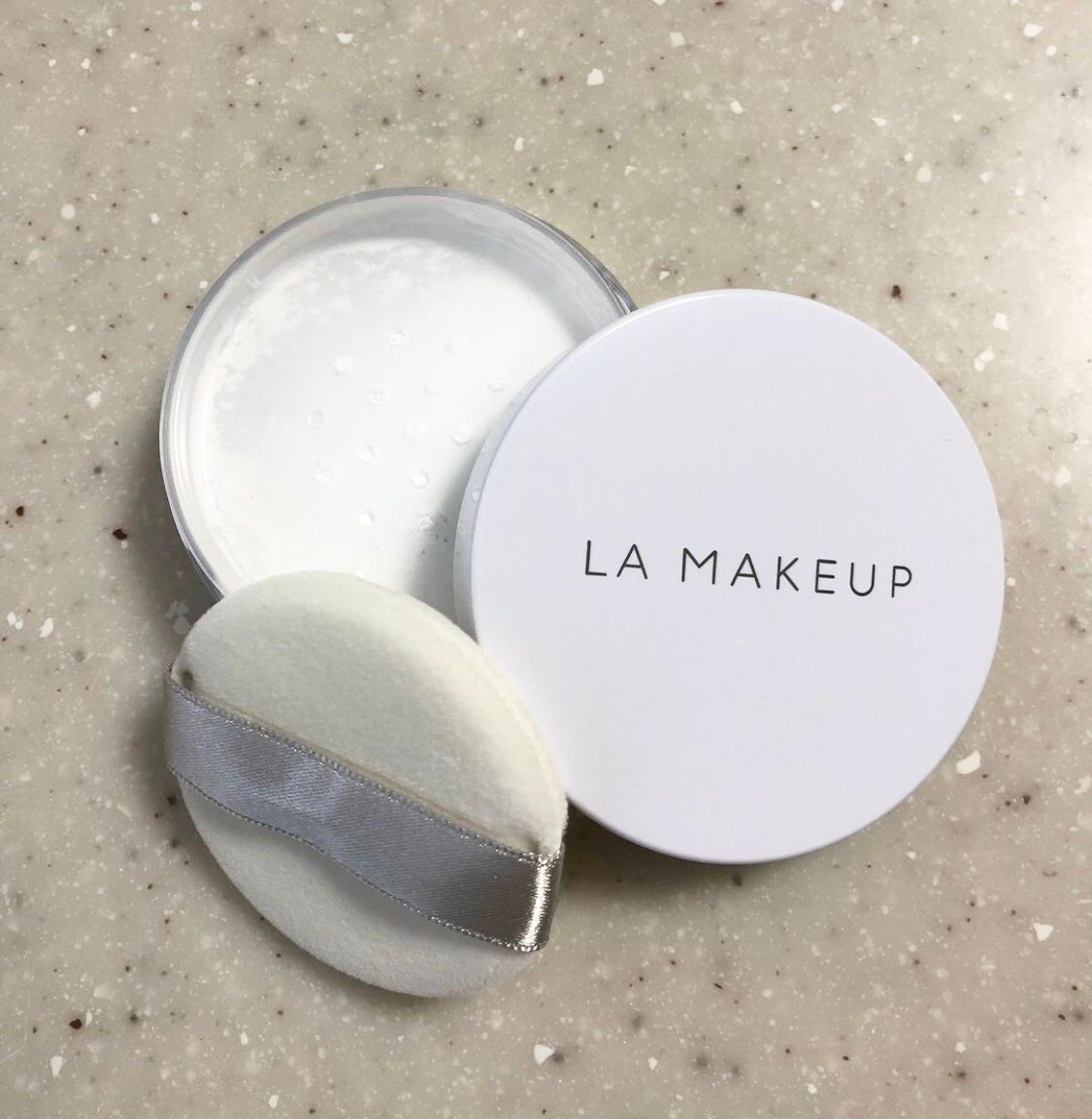 ゴッドパウダー/ラ・メイキャ/ルースパウダーを使ったクチコミ(2枚目)