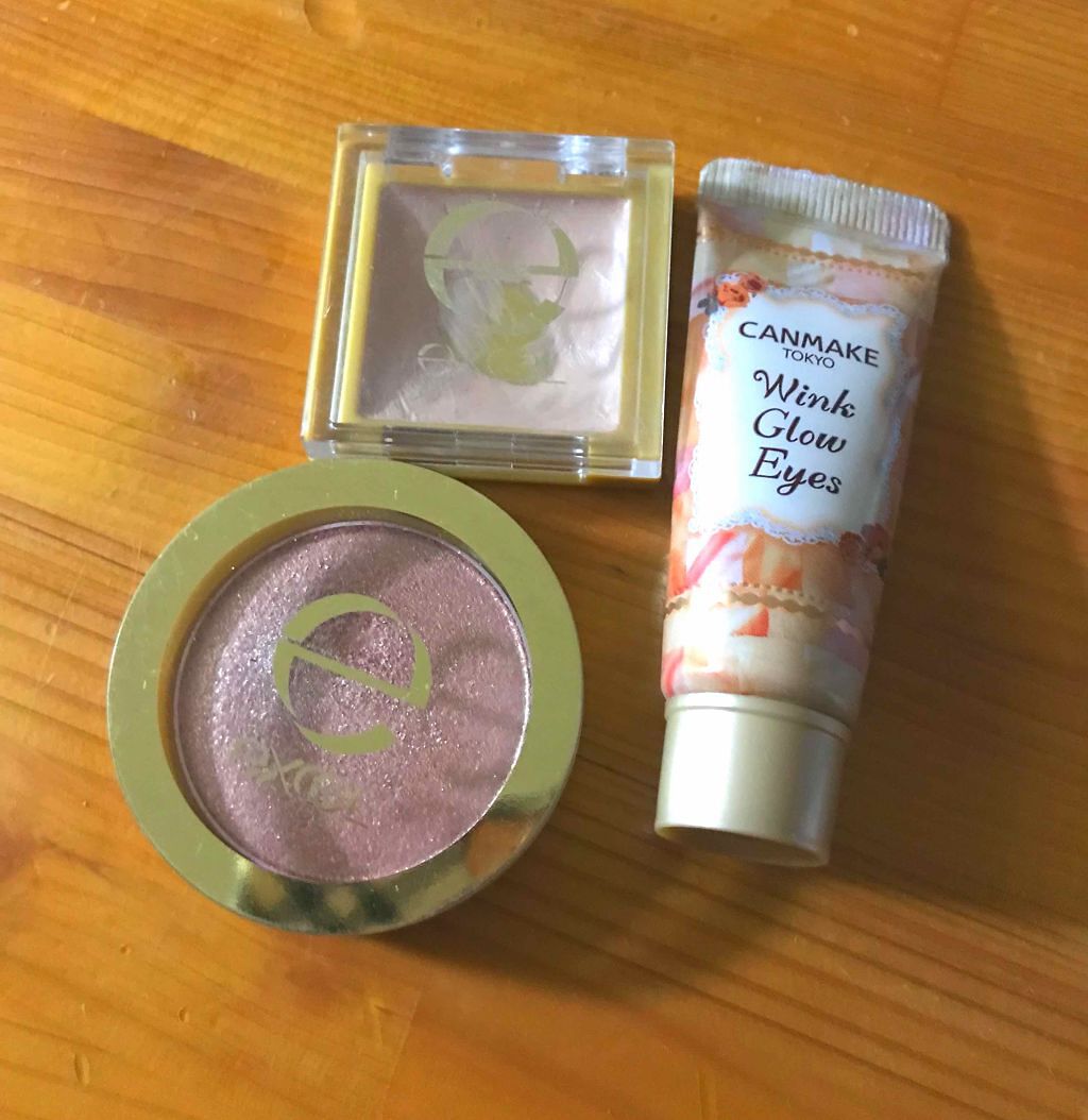 シャイニーシャドウ N/excel/単色アイシャドウを使ったクチコミ（1枚目）