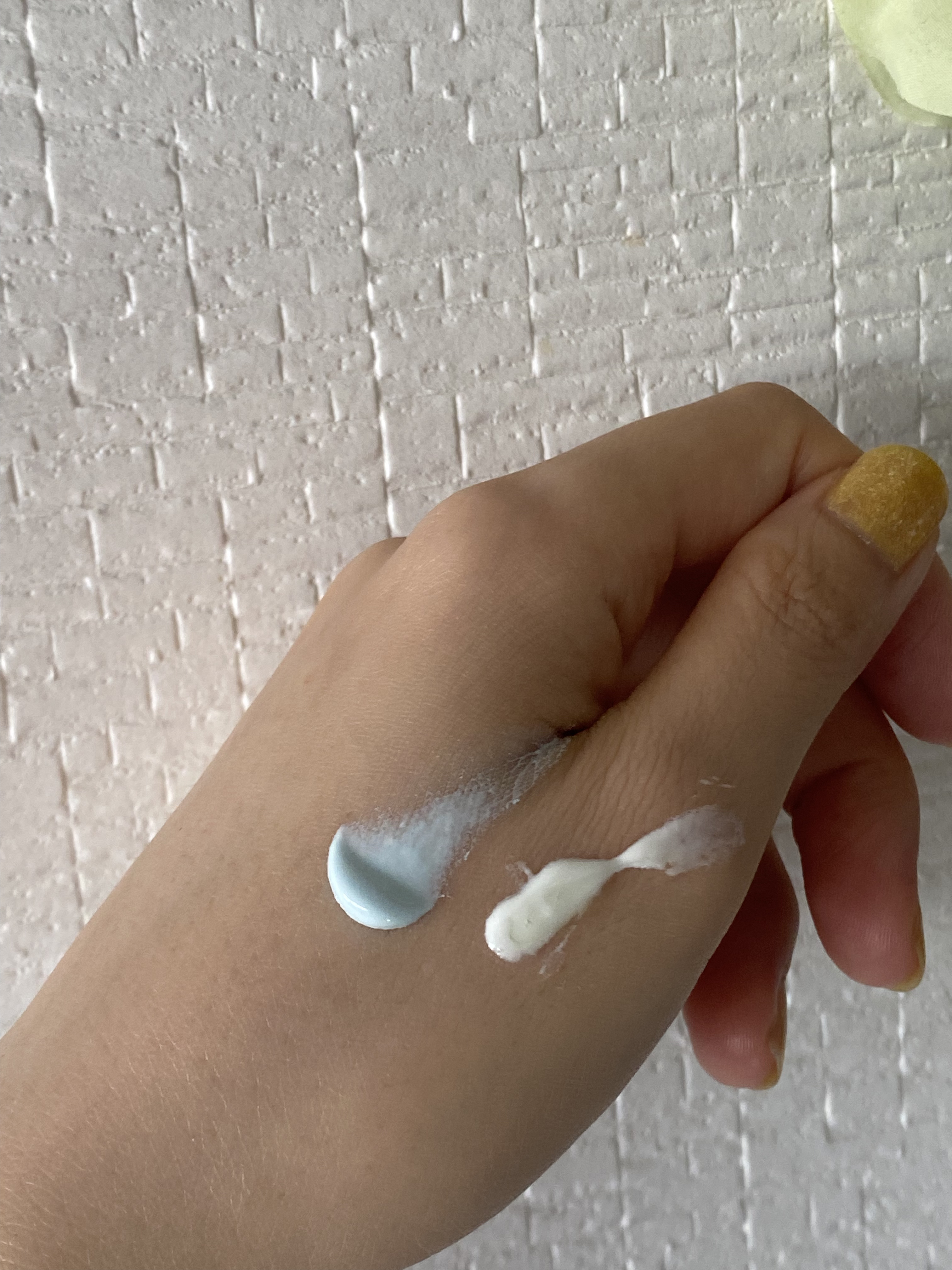 エブリデイブライト UVプロテクター ホワイトフローラル/JILL STUART/日焼け止めジェルを使ったクチコミ（2枚目）