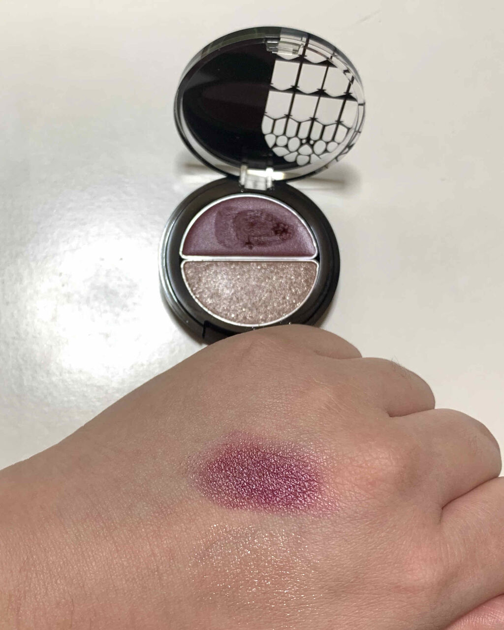 プリズムオングロウ EX-2 Beautiful Nightmare/KATE/ジェル・クリームアイシャドウを使ったクチコミ（2枚目）