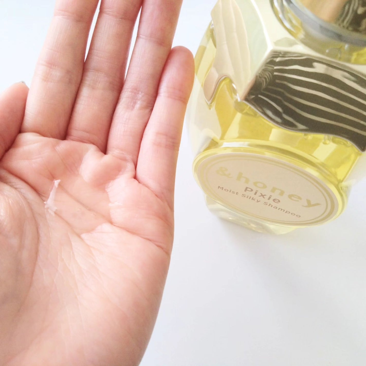 アンドハニー ピクシー モイストシルキー シャンプー1.0/ヘアトリートメント2.0/&honey/市販シャンプーを使ったクチコミ(4枚目)