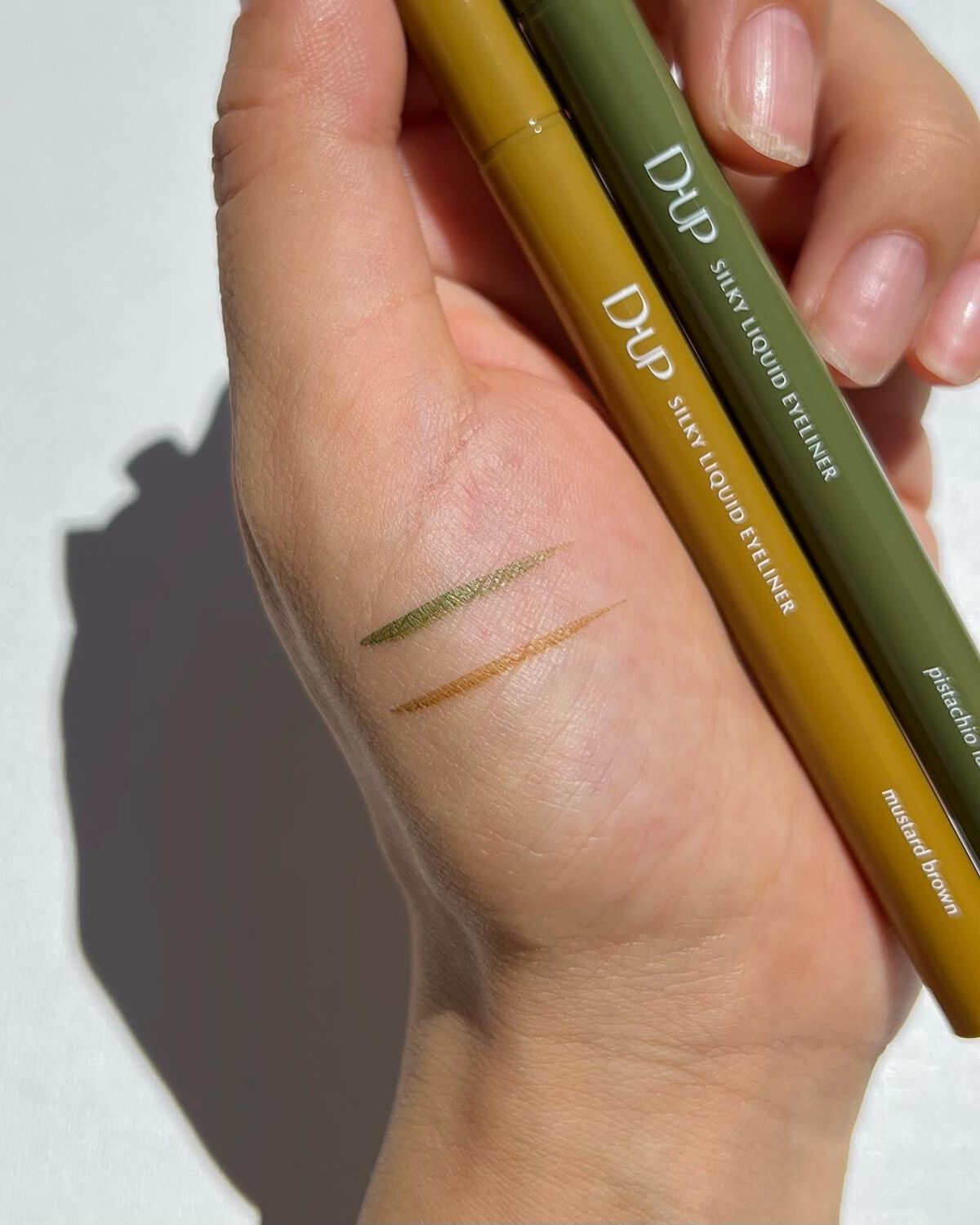 シルキーリキッドアイライナーWP/D-UP/リキッドアイライナーを使ったクチコミ(3枚目)