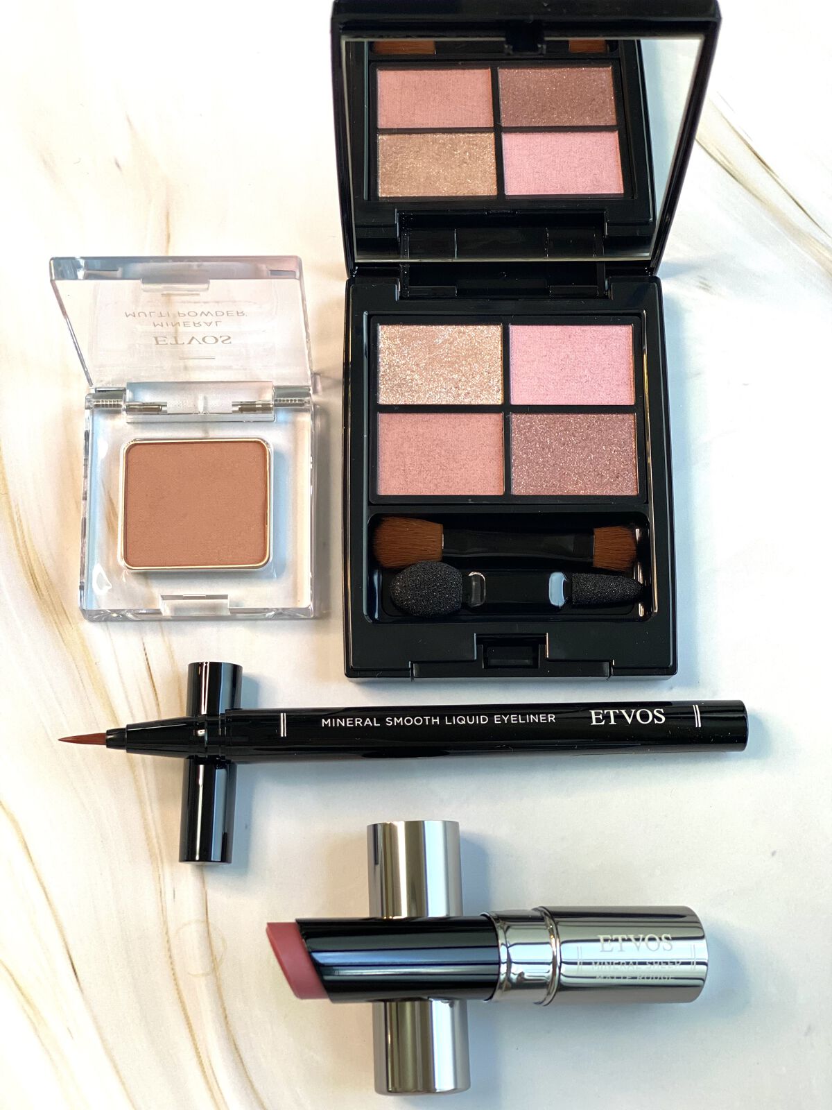 ミネラルスムースリキッドアイライナー アプリコットブラウン（限定）/エトヴォス/リキッドアイライナーを使ったクチコミ（1枚目）