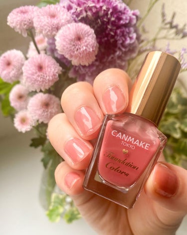 ネイル初心者でも綺麗に塗れるキャンメイクのネイルシリーズ💅

ファンデーションカラーズ01は透明感のある落ち着いたピンク
ナチュラルで自爪を綺麗に見せてくれるような色🌸

発色が濃すぎないから目立つネイ