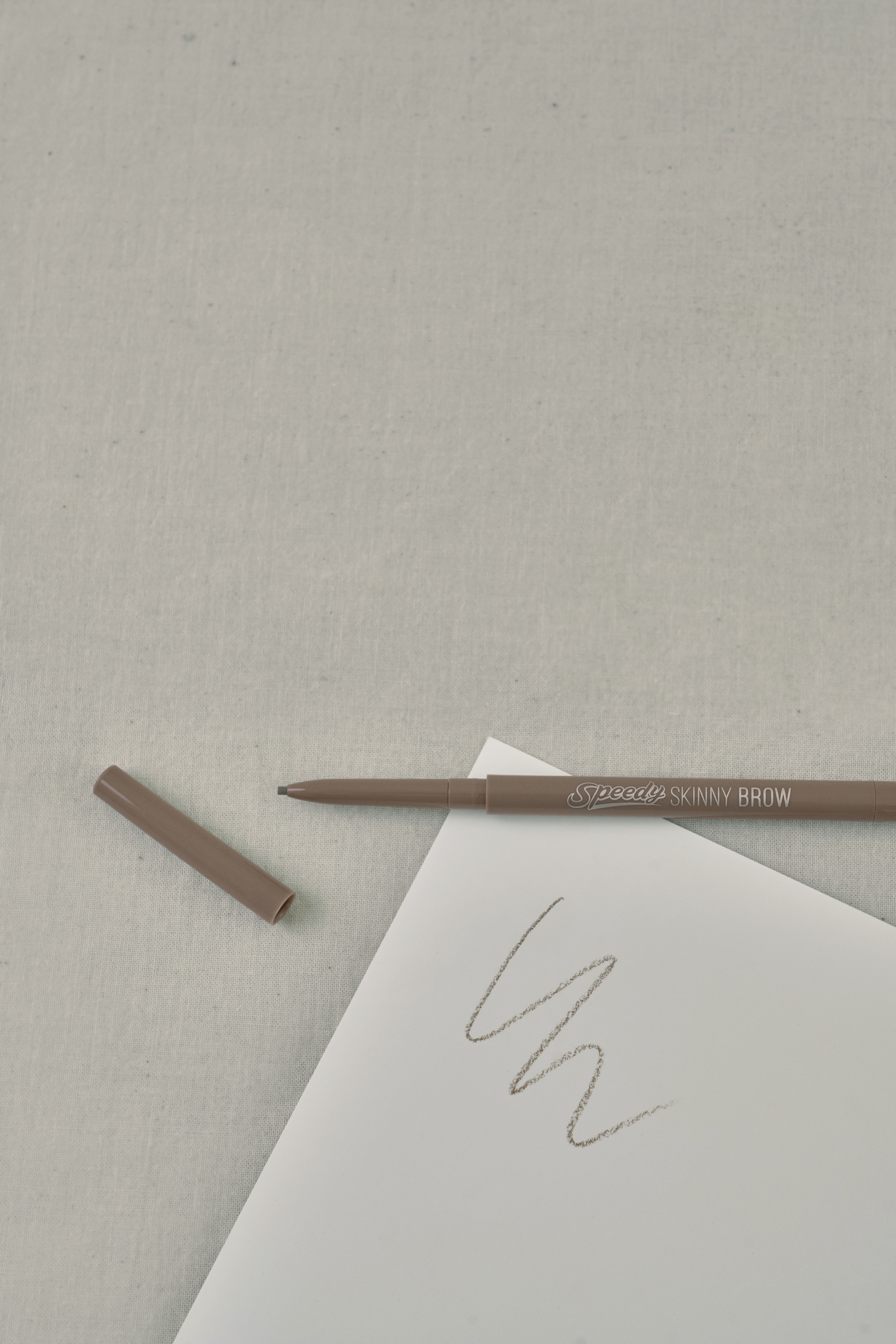 スピーディー スキニー ブロウ/PERIPERA/アイブロウペンシルを使ったクチコミ（2枚目）