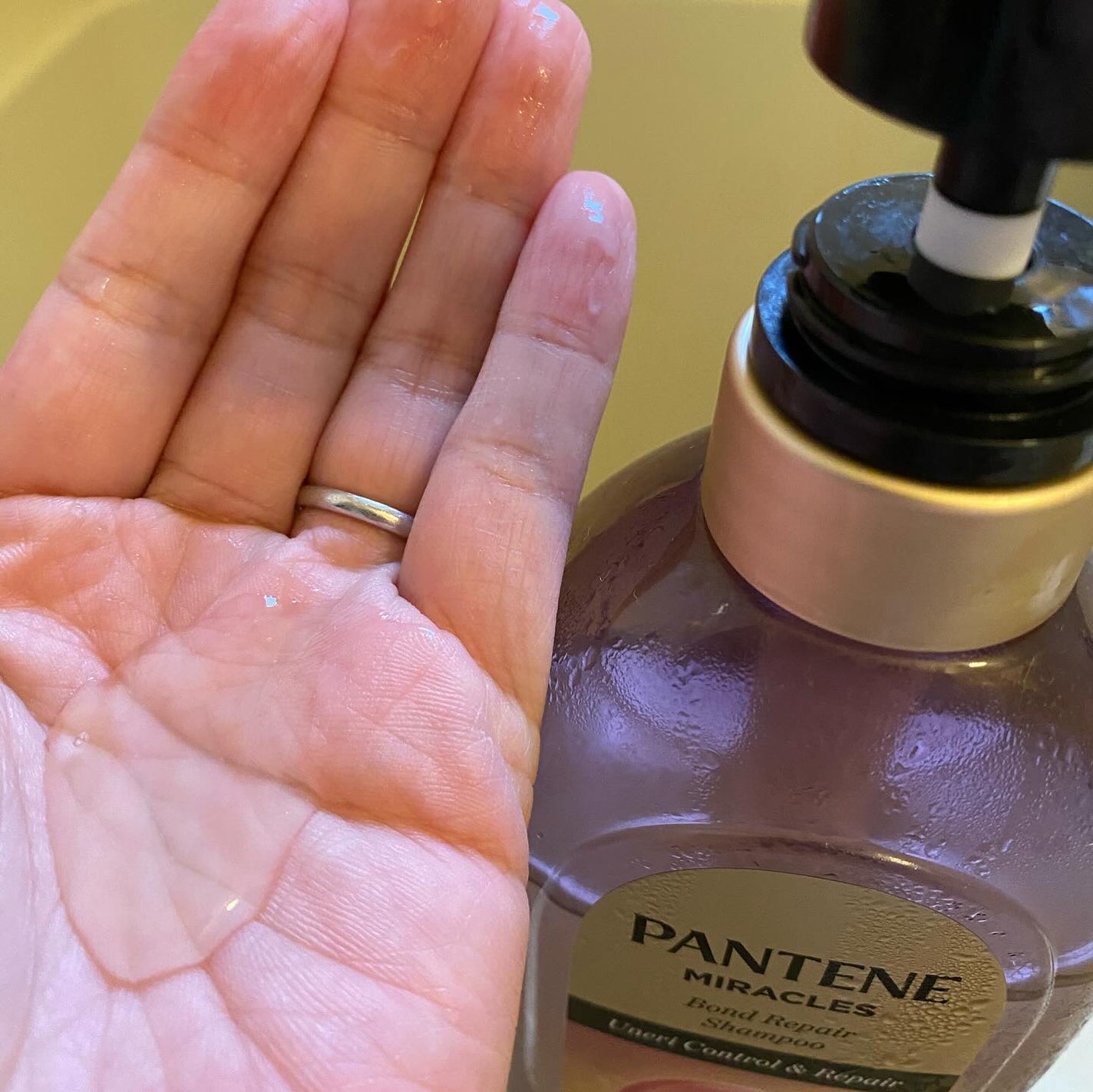 しまこ on LIPS 「.♡┈┈┈┈┈┈┈┈┈┈┈┈┈┈┈♡パンテーンミラクルズうねり..」(2枚目)