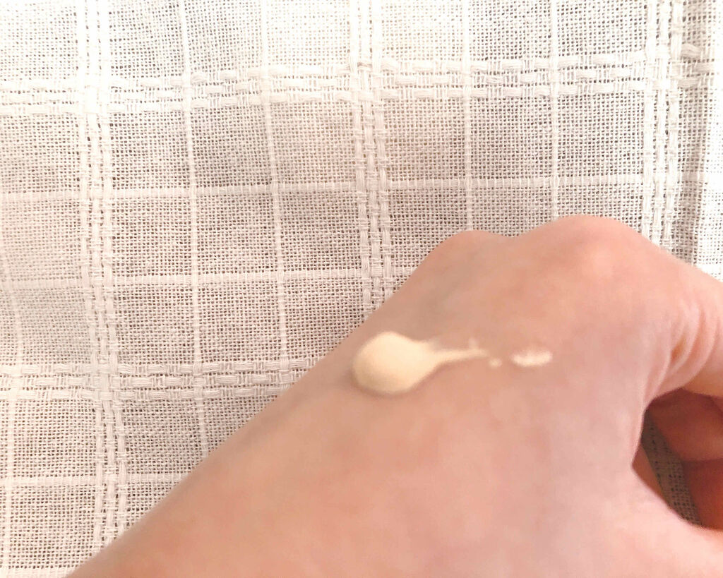 マットシフォンUVモイストベース/KiSS/化粧下地を使ったクチコミ（3枚目）