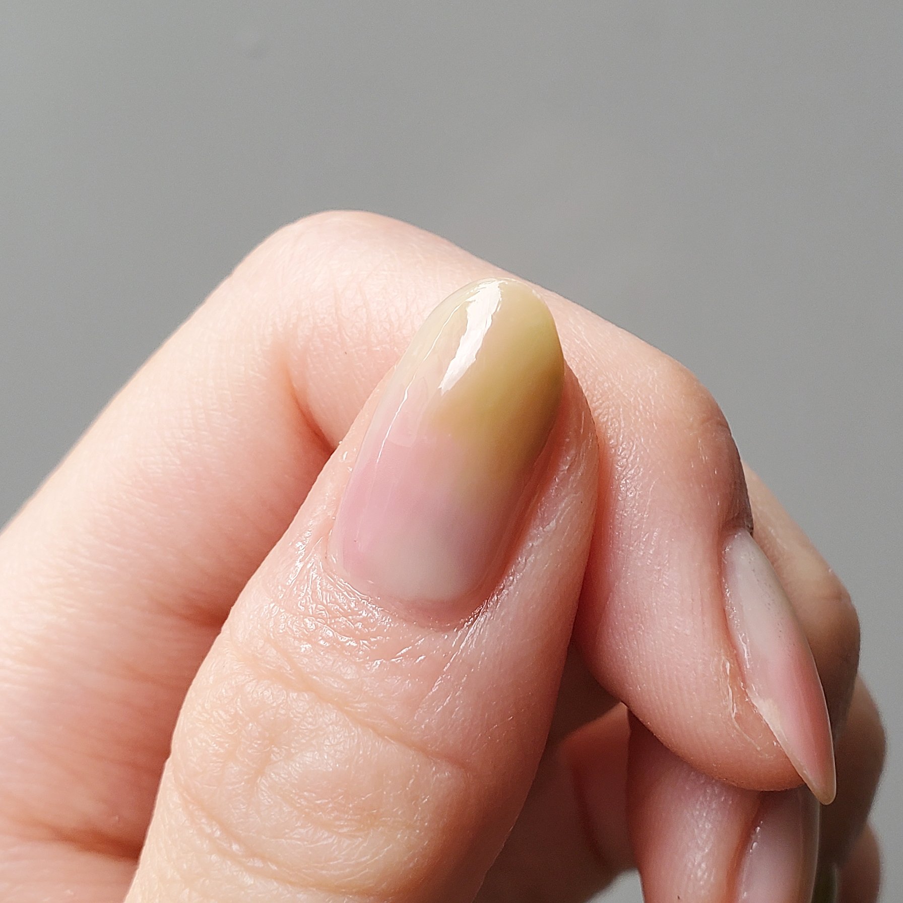 カラフルネイルズ/キャンメイク/マニキュアを使ったクチコミ（3枚目）