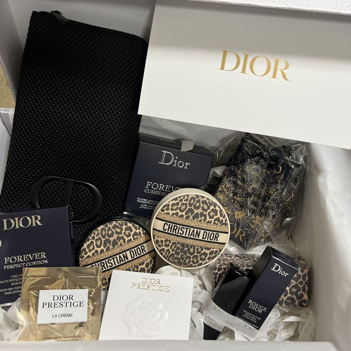 ルージュ ディオール 225 ベージュ タフタ メタリック（生産終了）/Dior/口紅を使ったクチコミ（1枚目）
