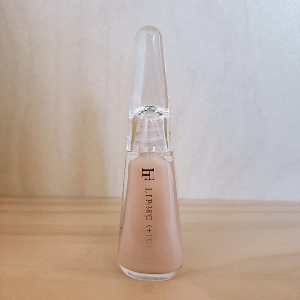 38°C / 99°F リップトリートメント (リップ美容液)/UZU BY FLOWFUSHI/リップケアを使ったクチコミ（3枚目）