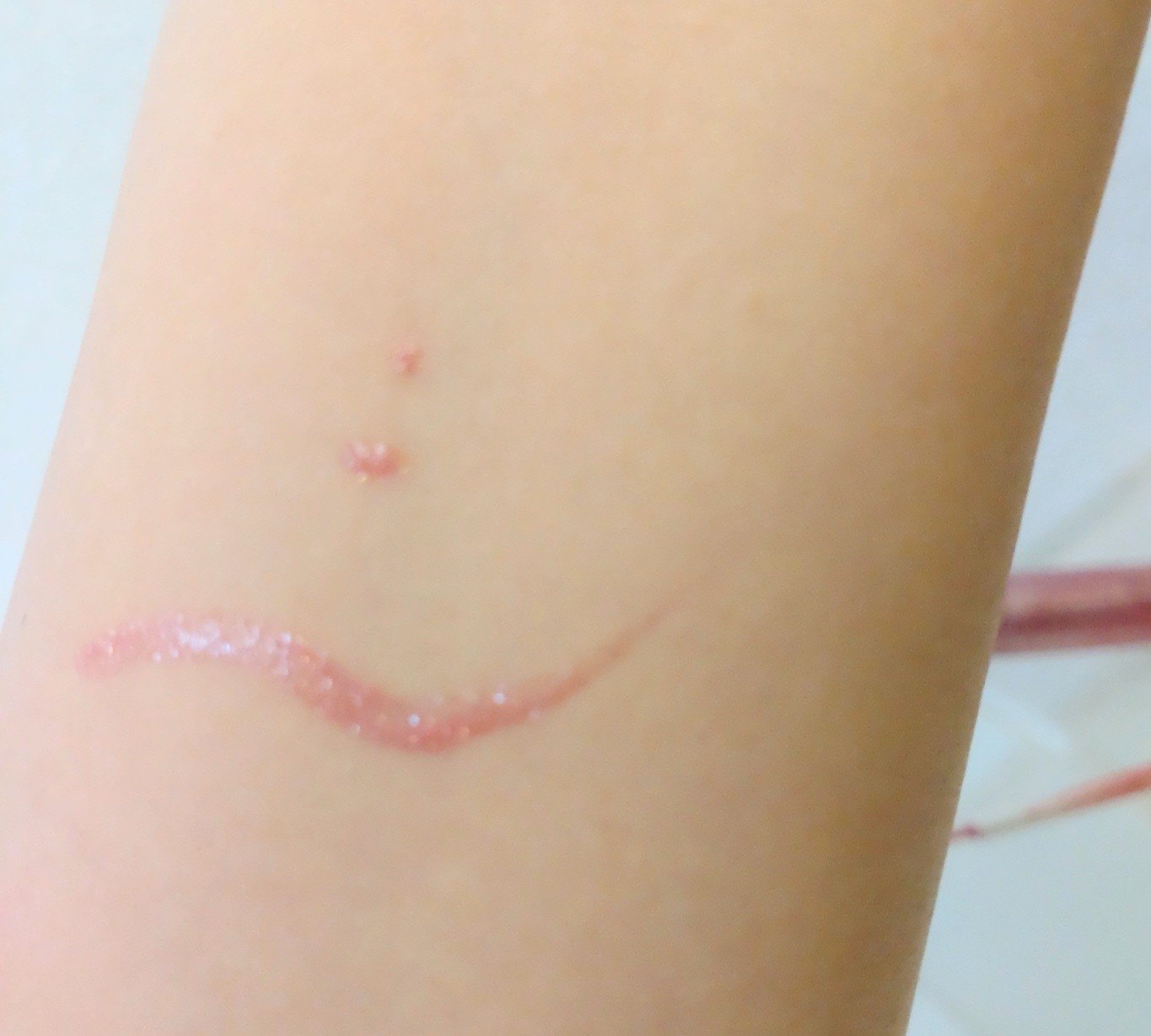 エテュセ アイエディション(グリッターライナー)/ettusais/リキッドアイライナーを使ったクチコミ（3枚目）