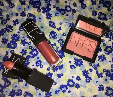 リップスティック(旧)/NARS/口紅を使ったクチコミ（2枚目）