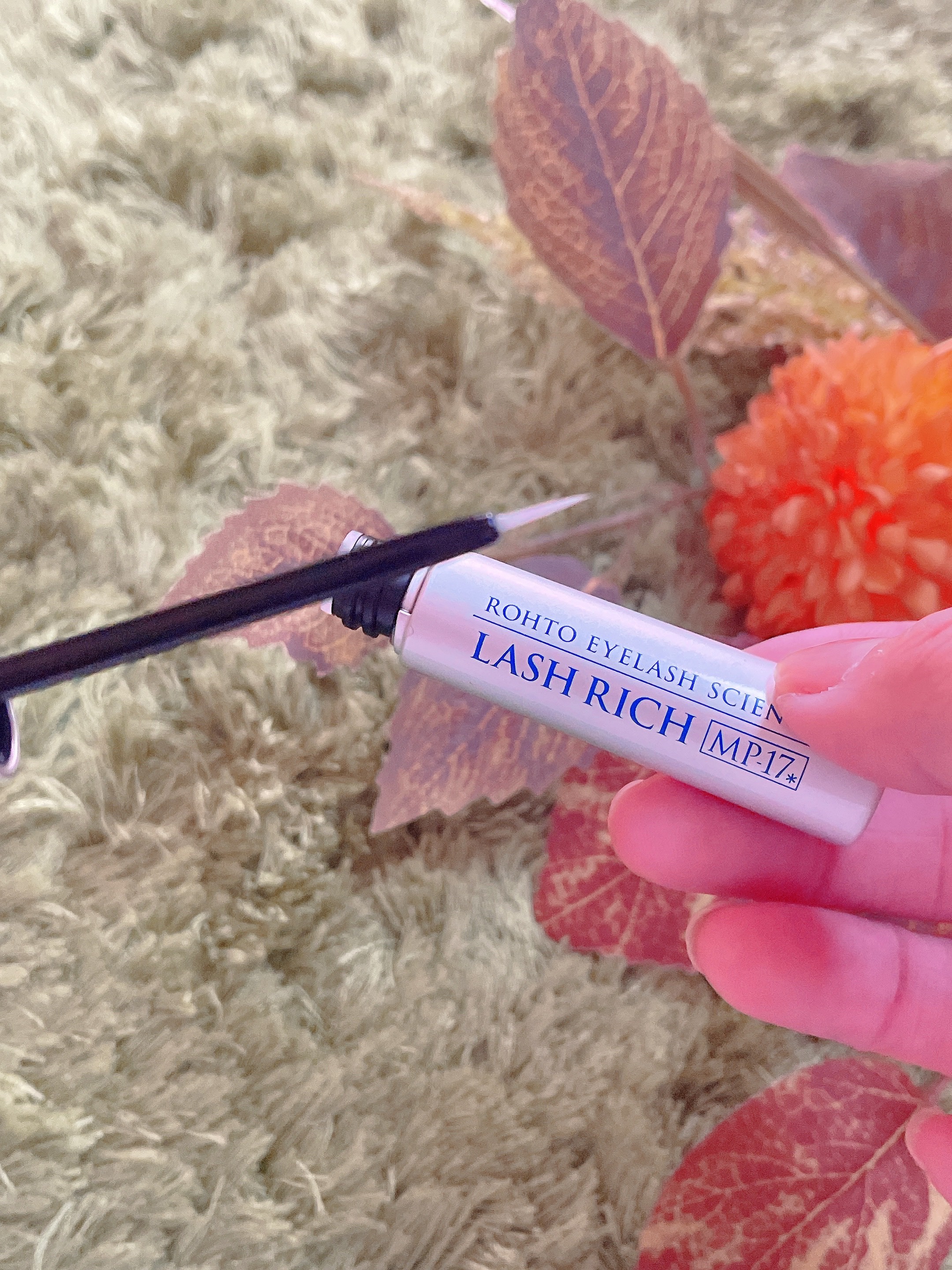 ラッシュリッチアイラッシュセラム/ロート製薬/まつげ美容液を使ったクチコミ（2枚目）